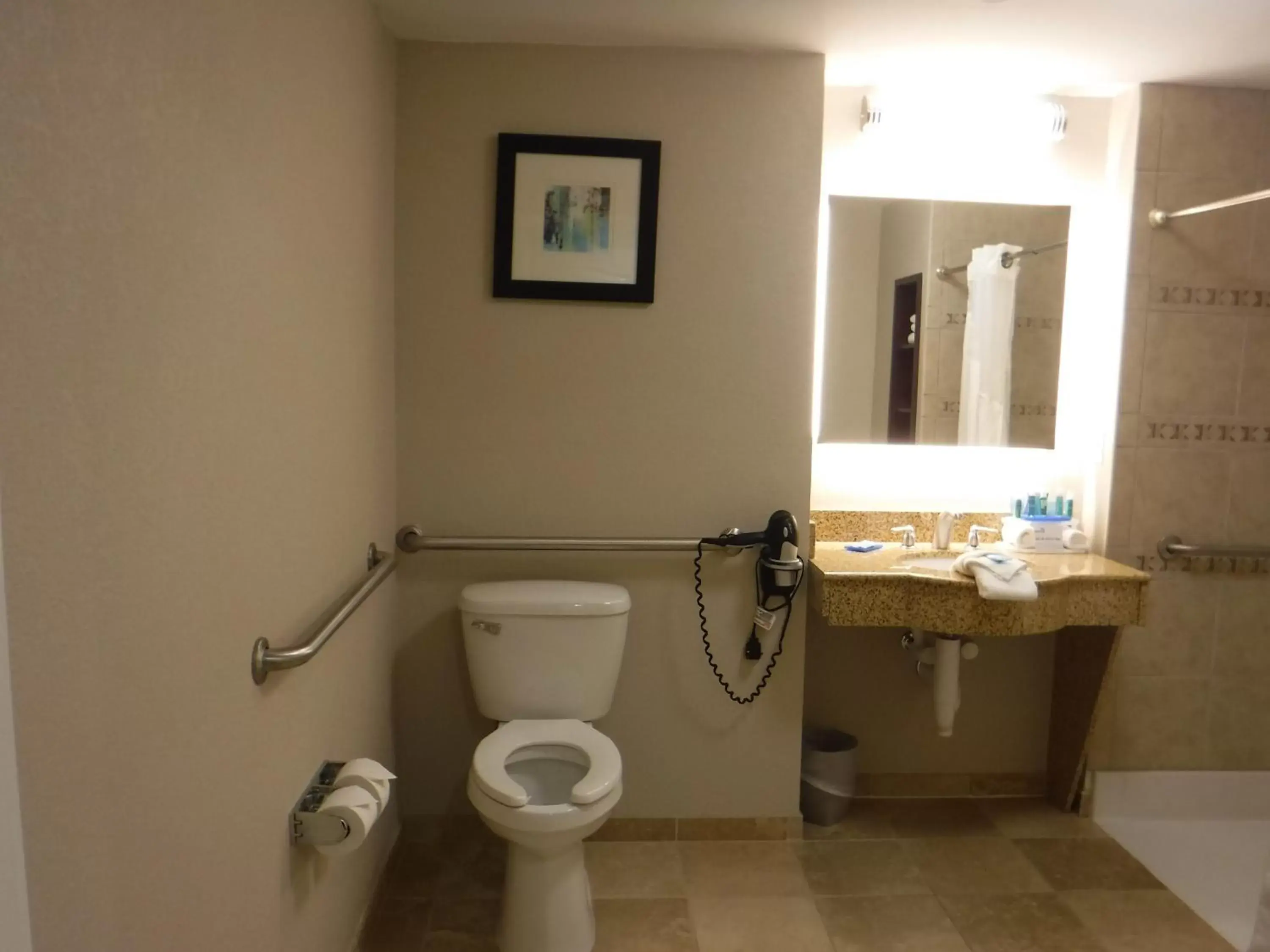 Photo of the whole room, Bathroom in Holiday Inn Express West Jefferson, an IHG Hotel