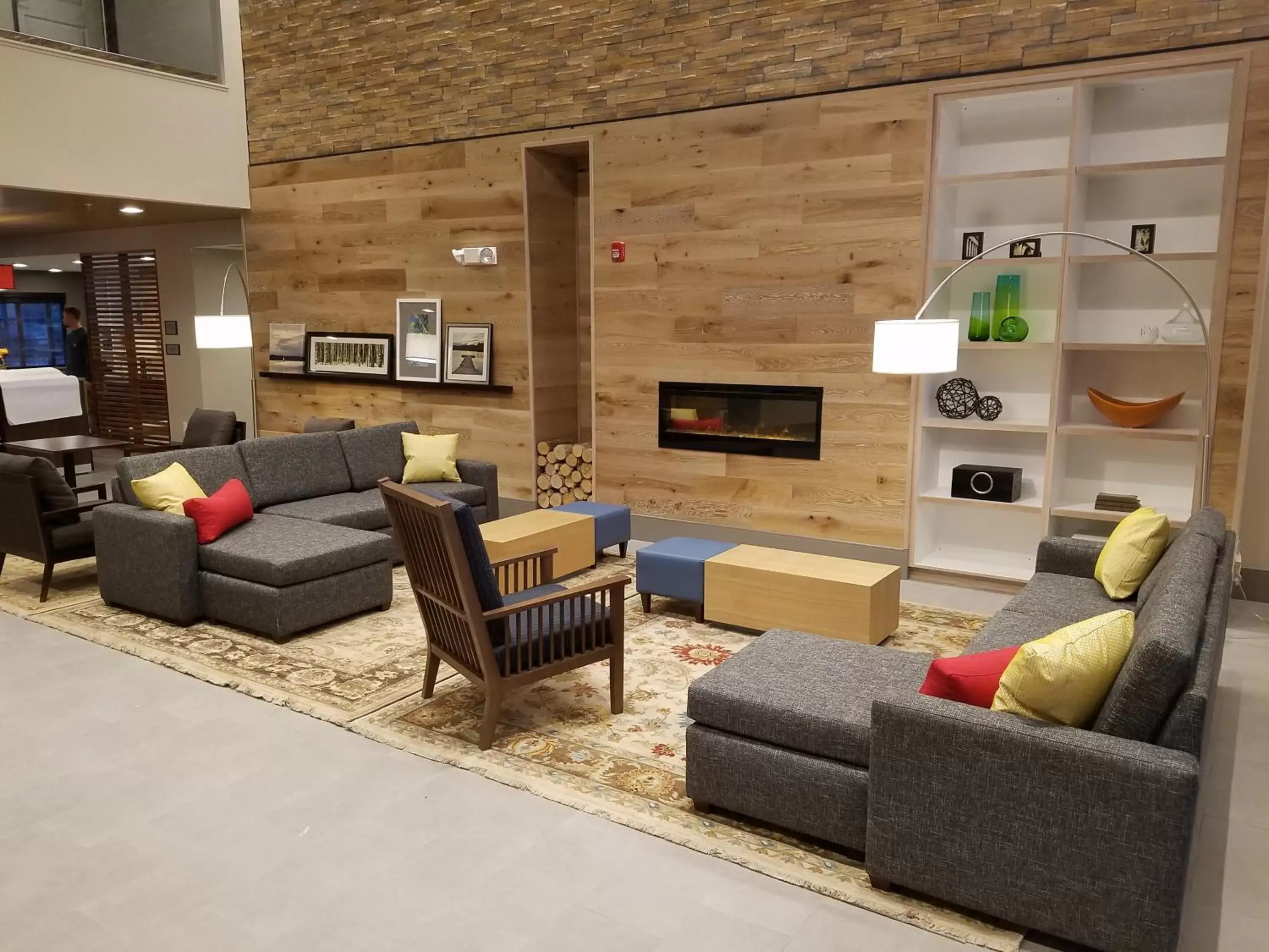 Lobby or reception, Seating Area in Country Inn & Suites by Radisson, Lawrence, KS