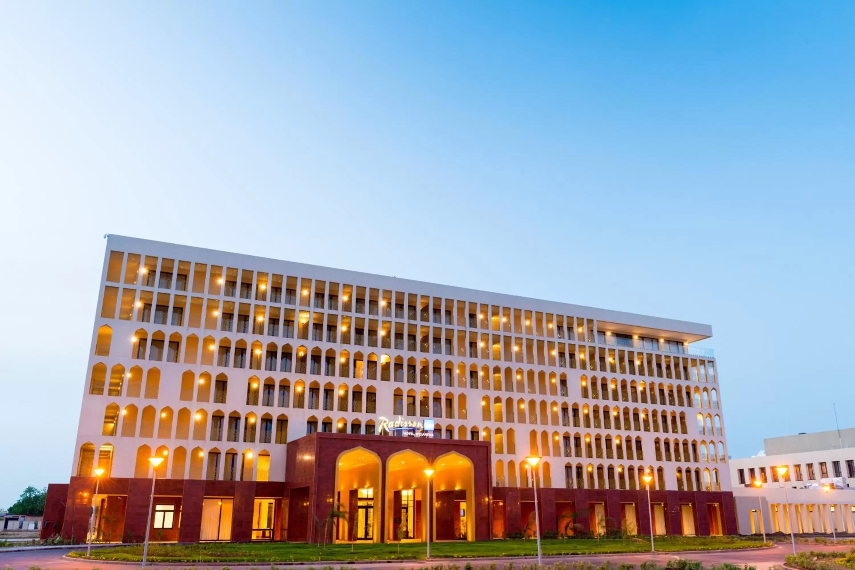 Facade/entrance, Property Building in Radisson Blu Hotel N'Djamena