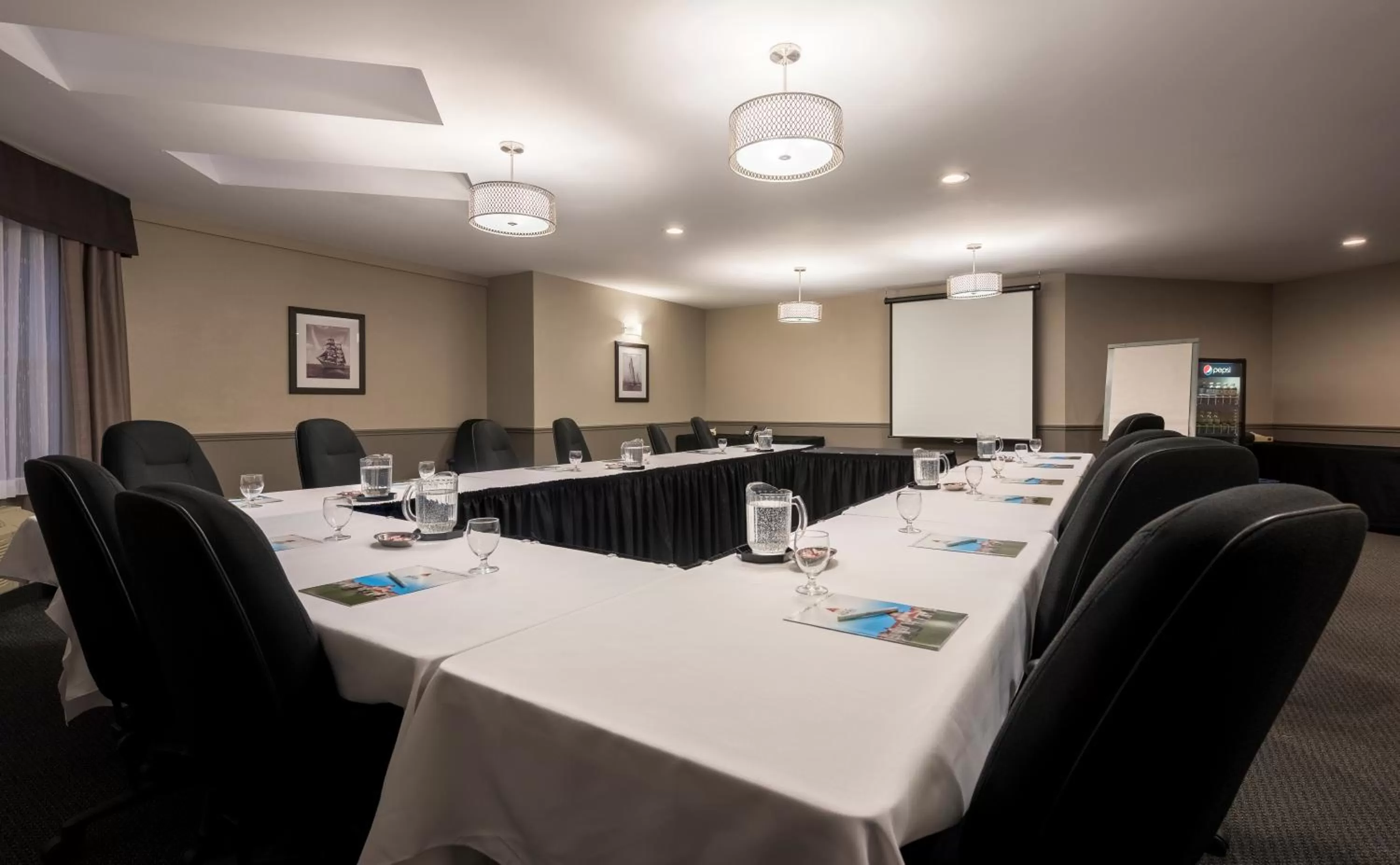 Meeting/conference room in Chateau Bedford Trademark Collection by Wyndham