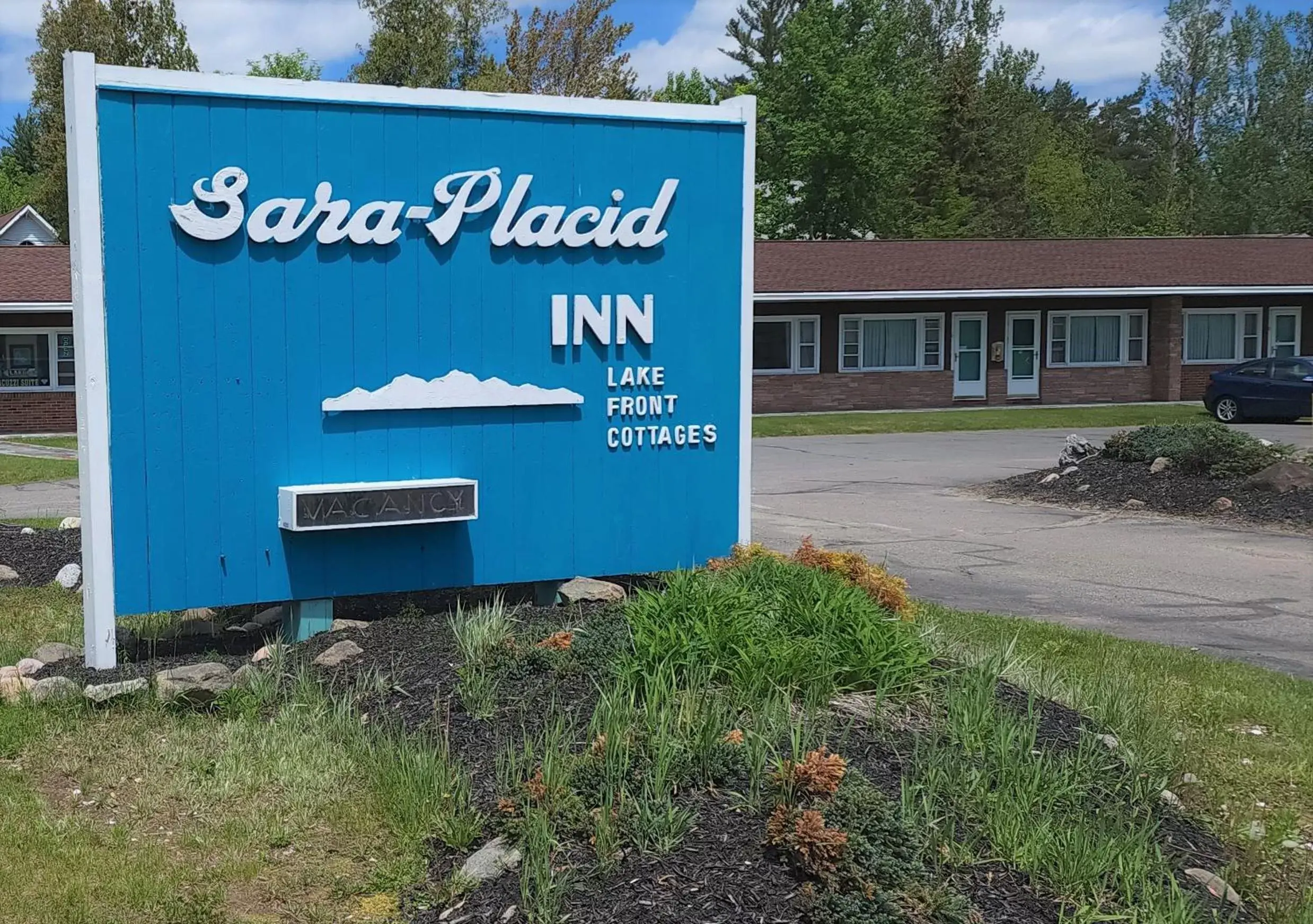 Logo/Certificate/Sign, Property Building in Sara Placid Inn & Suites