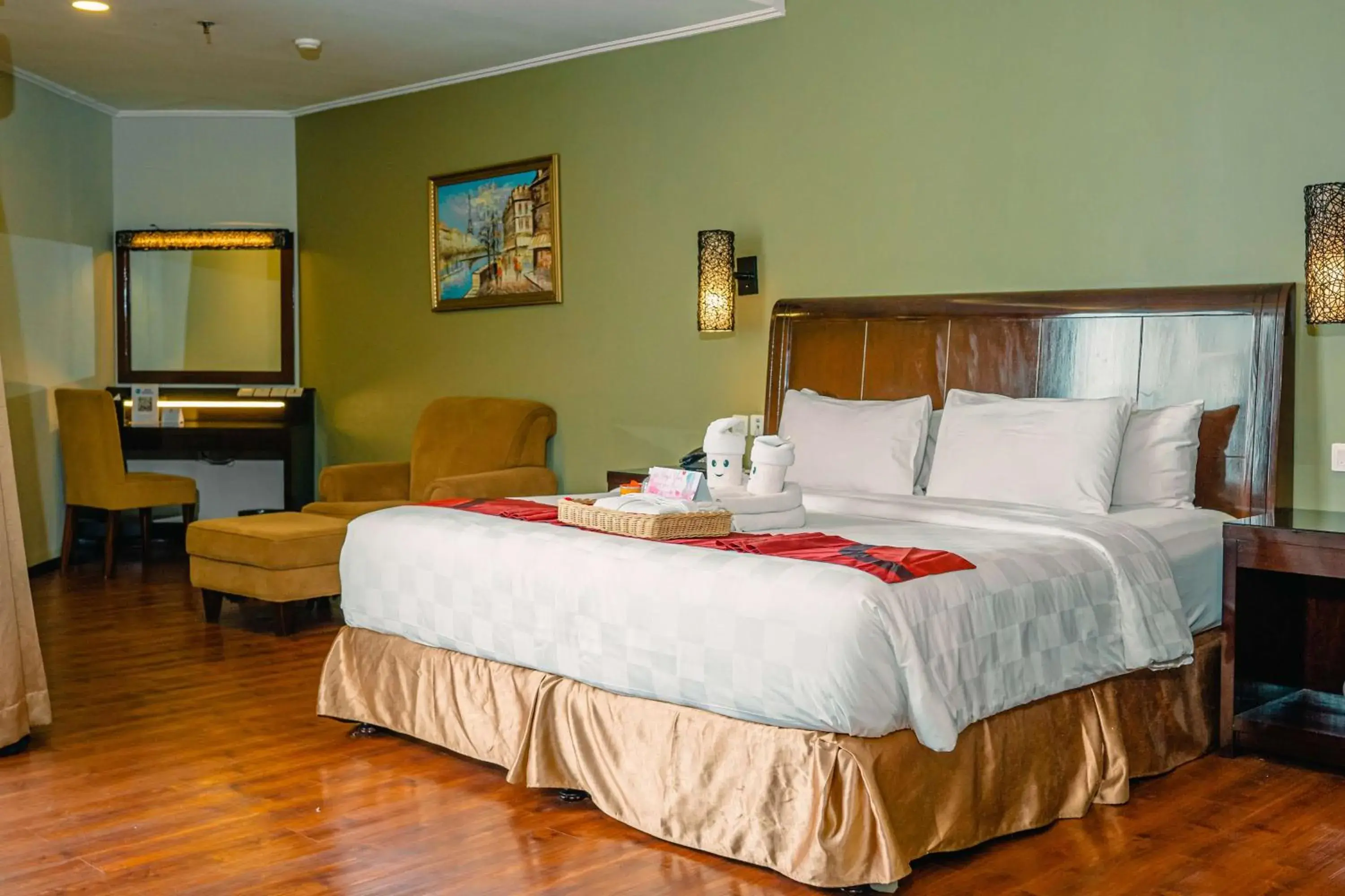 Photo of the whole room, Bed in Best Western Mangga Dua Hotel And Residence