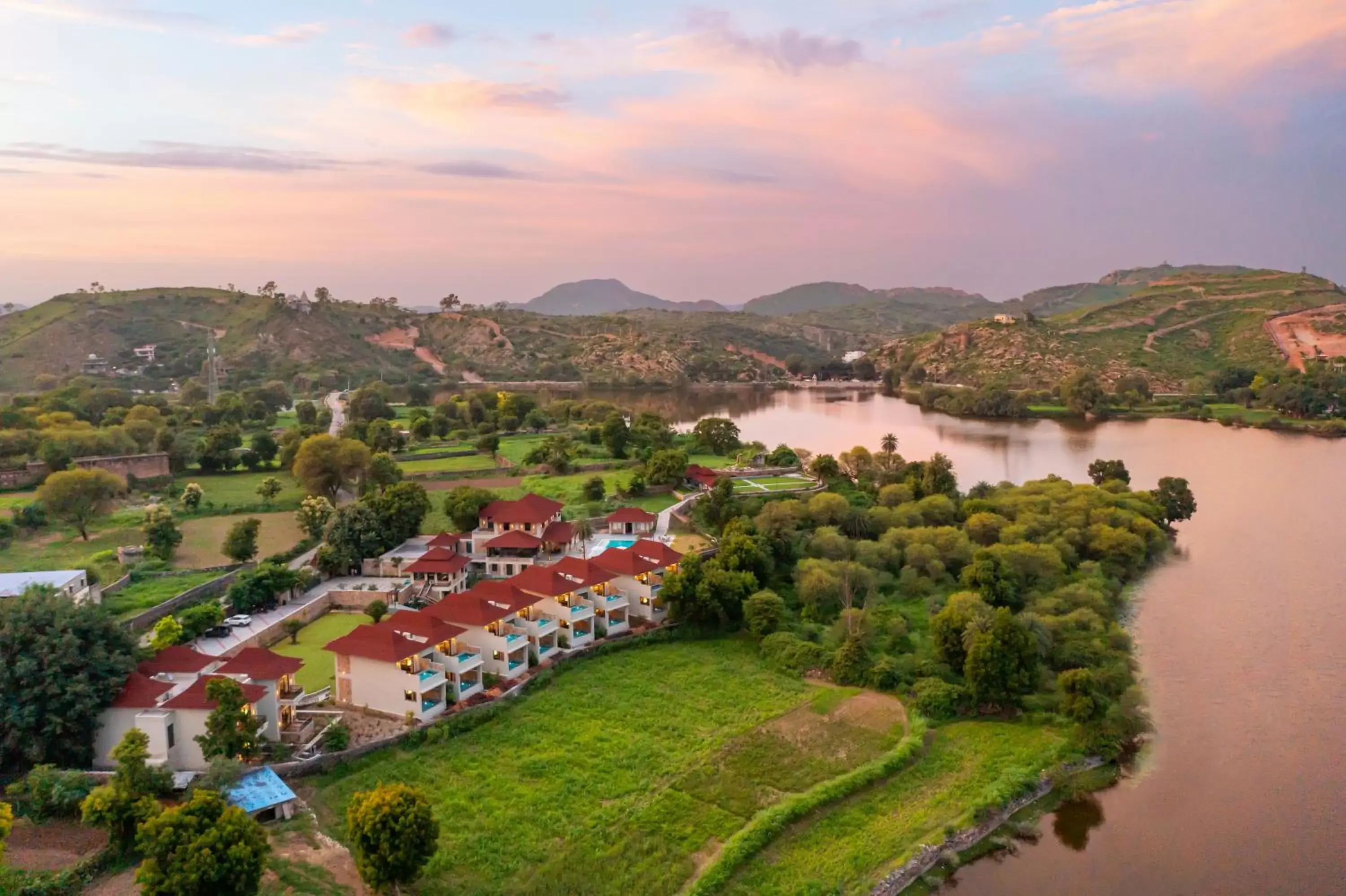 Property building in Sarasiruham Resort - Private Pool Villa in Udaipur Property building in Sarasiruham Resort - Private Pool Villa in Udaipur