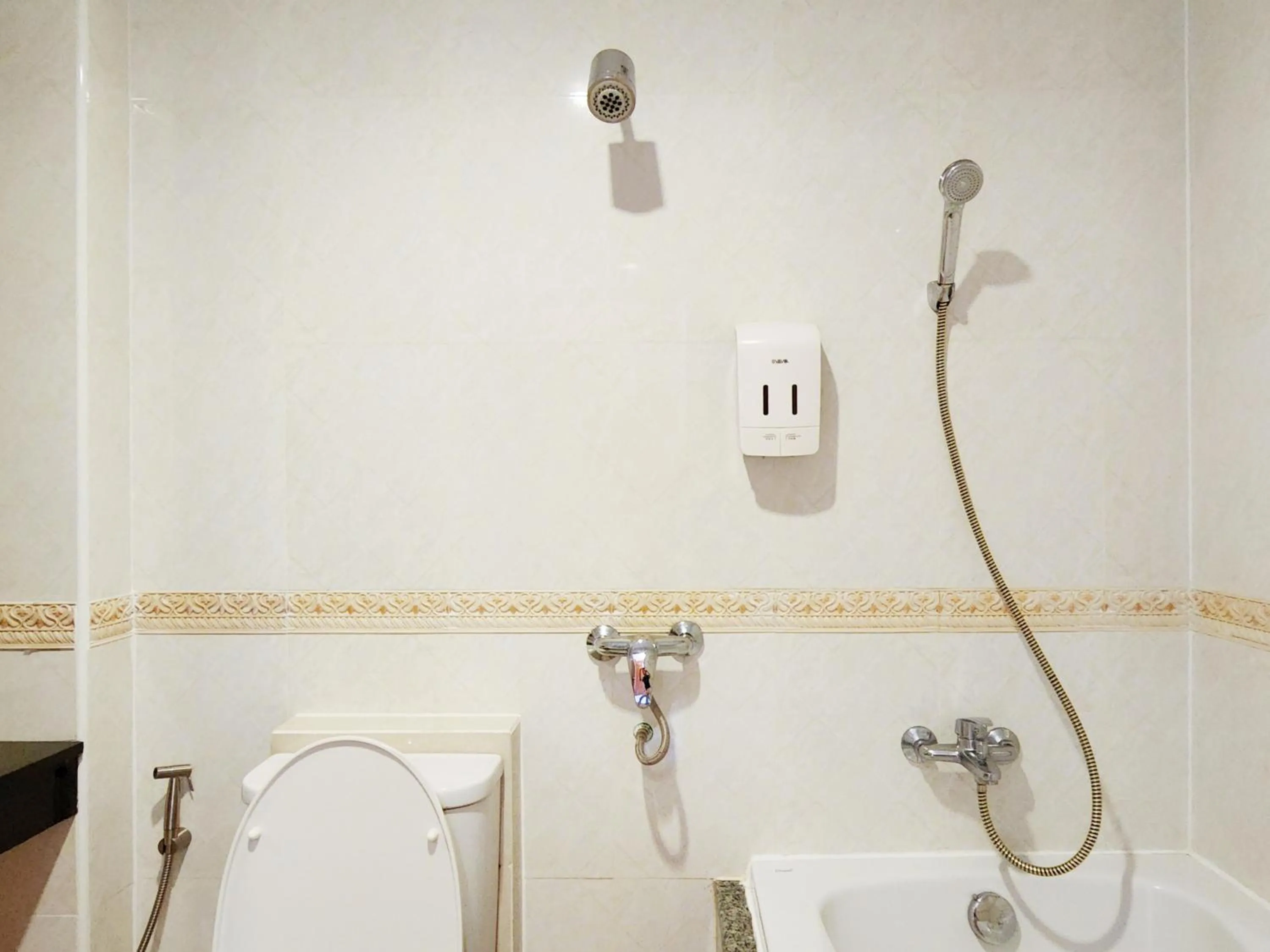 Bathroom in Phaithong Sotel Resort