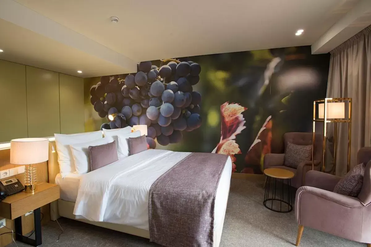 Photo of the whole room, Bed in Douro Castelo Signature Hotel & Spa