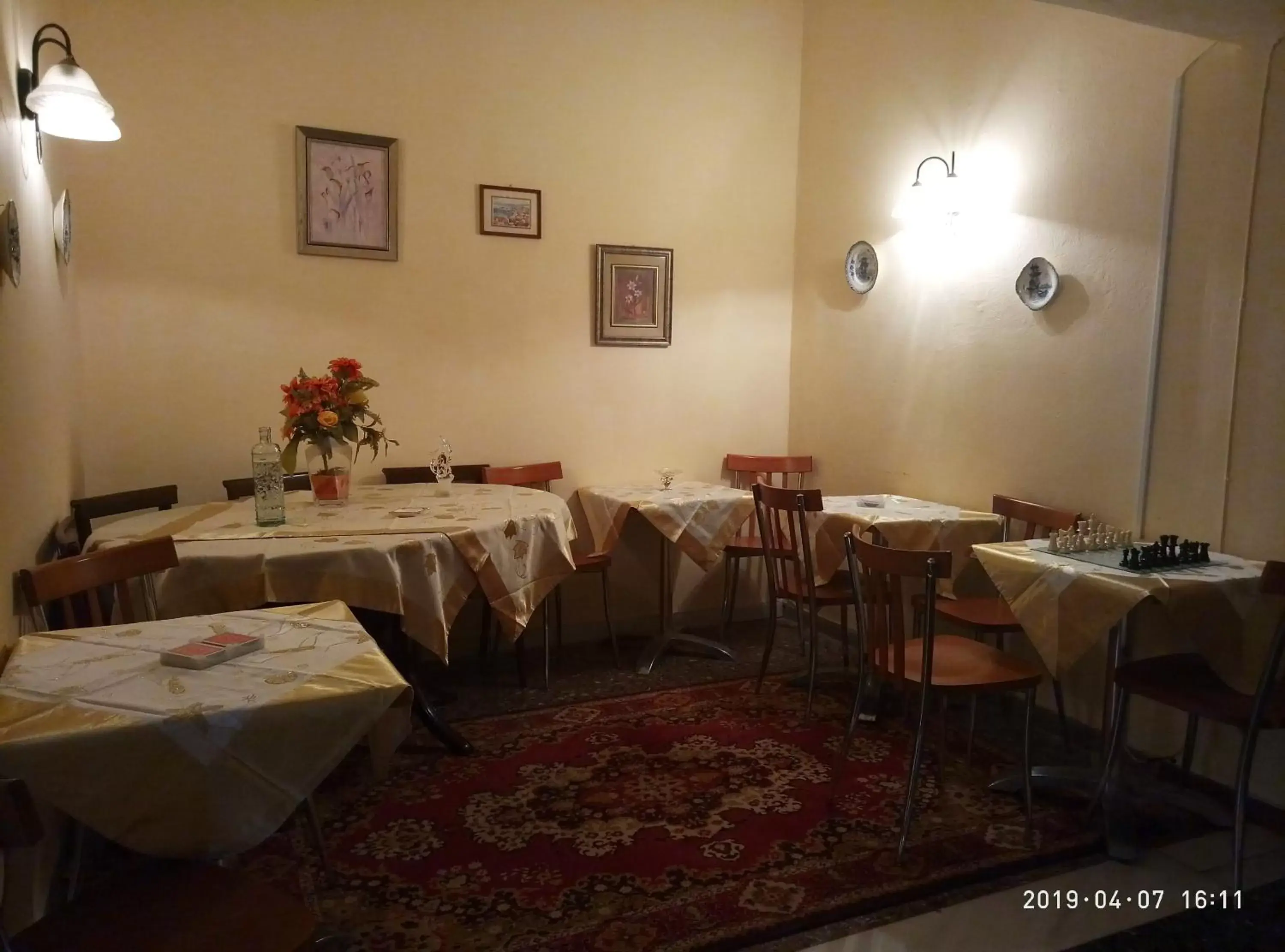 Breakfast, Restaurant/Places to Eat in Sofia Rooms