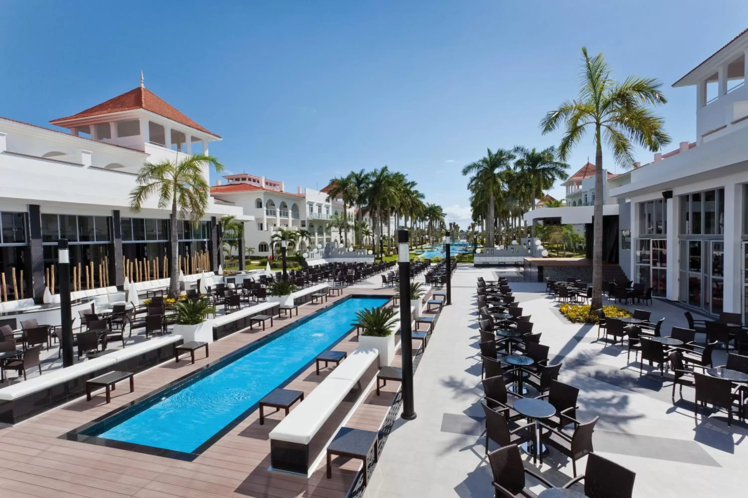 Area and facilities, Swimming Pool in Riu Palace Mexico - All Inclusive