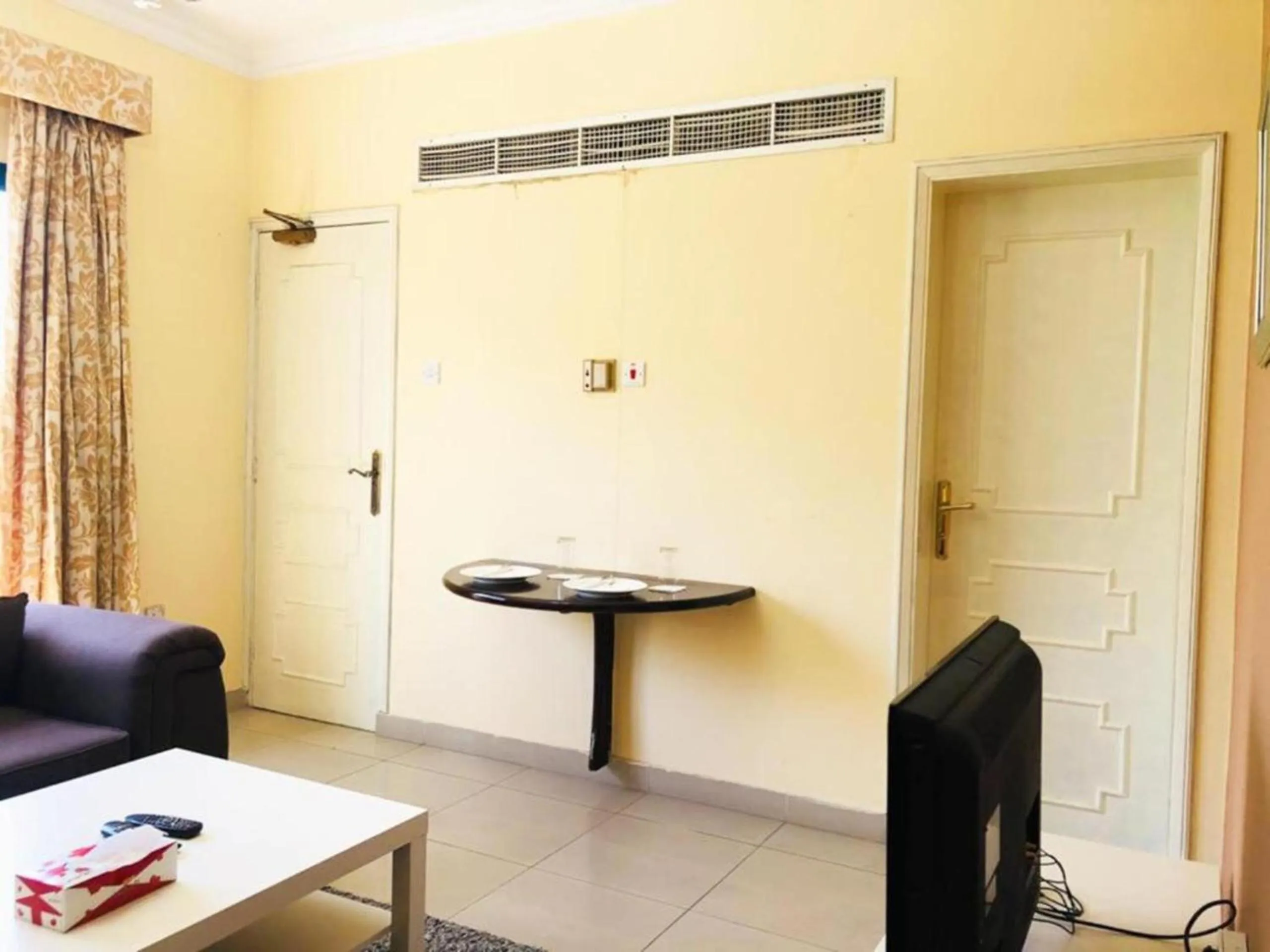 Living room in Majestic Hotel