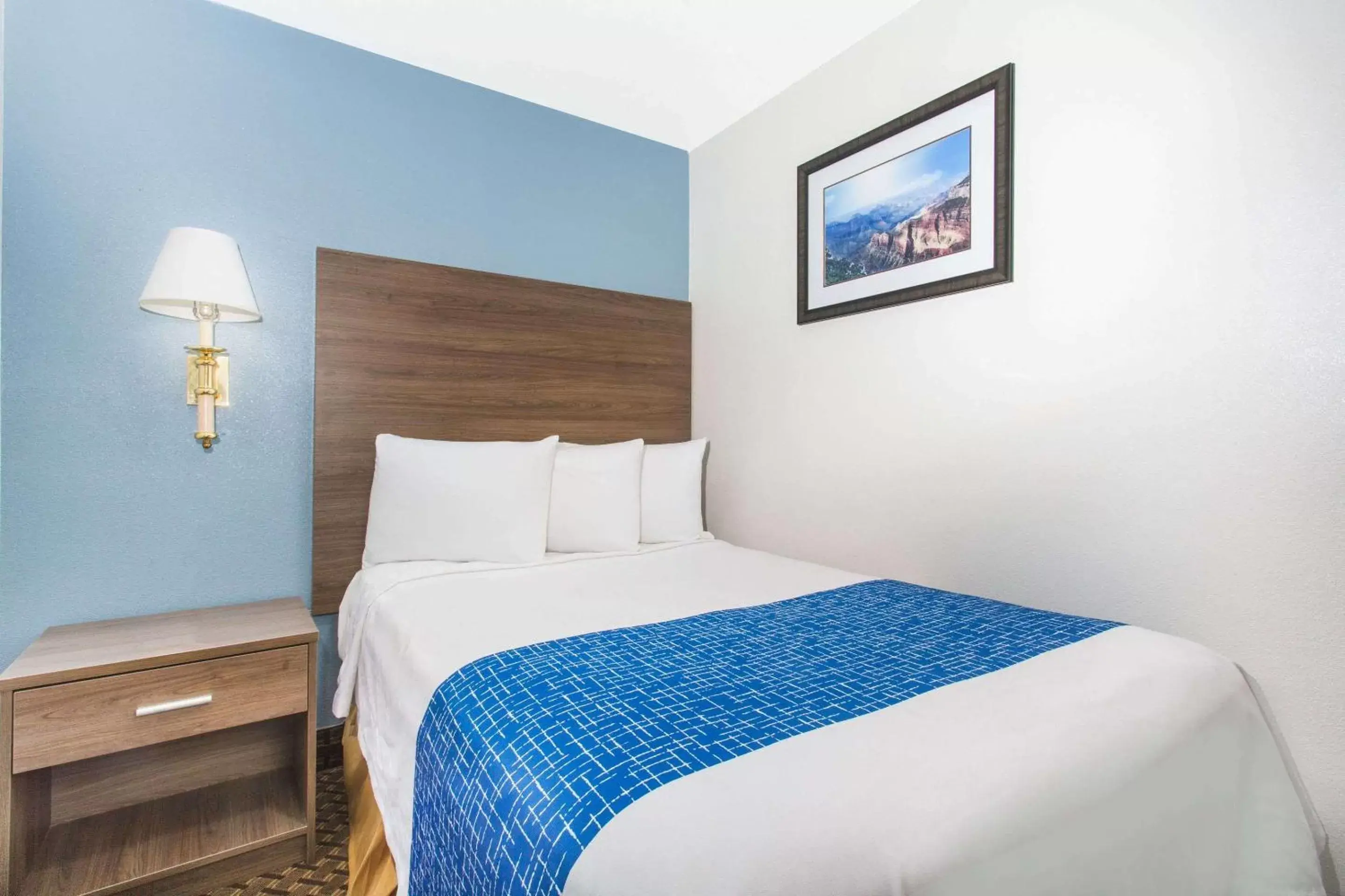 Bed in Travelodge by Wyndham Williams Grand Canyon