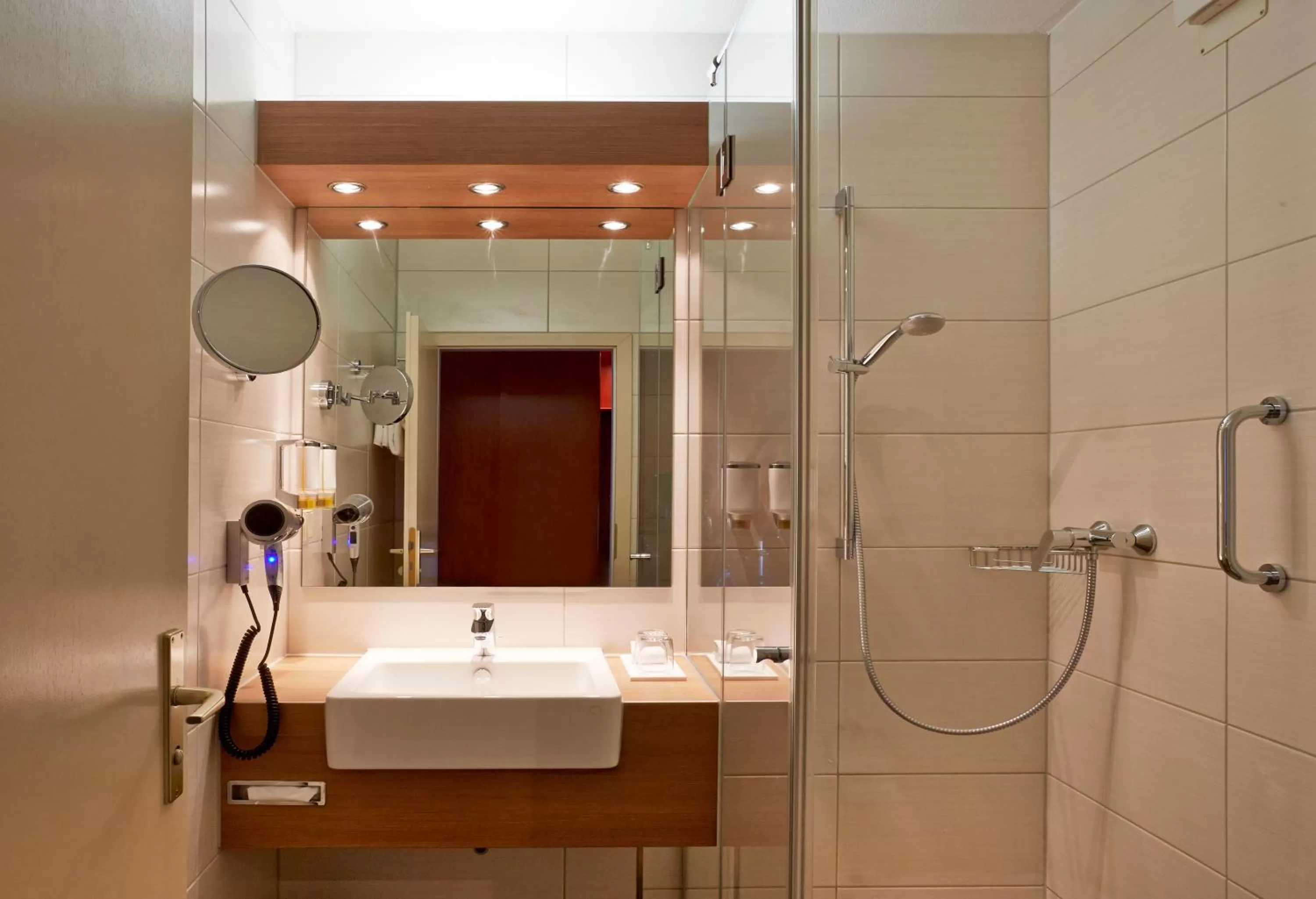 Comfort Twin Room in PLAZA INN Goslar