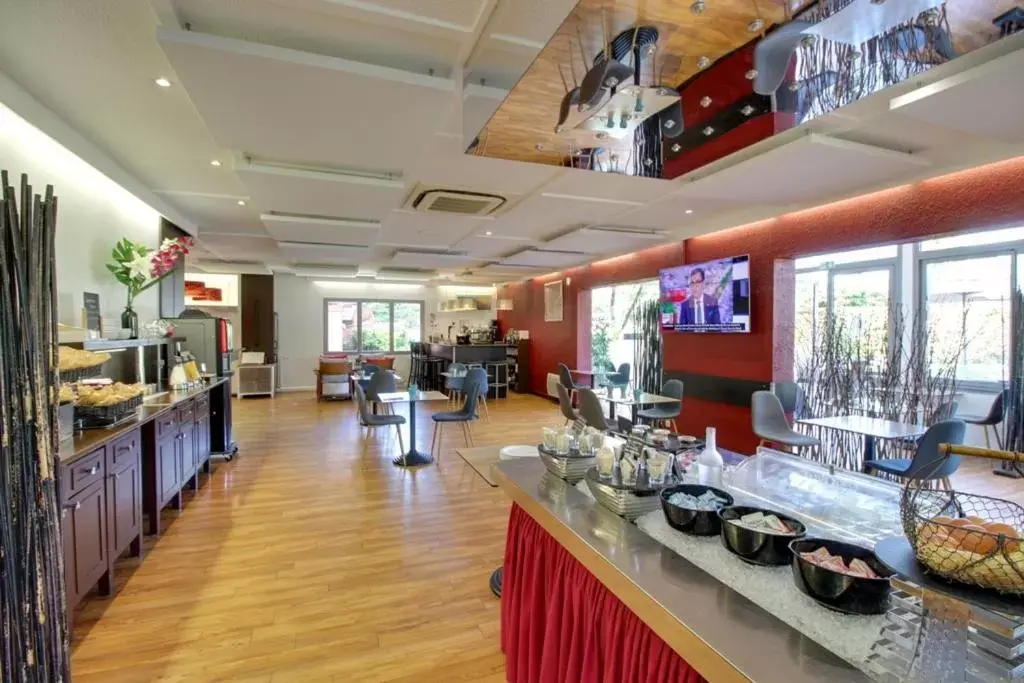 Restaurant/Places to Eat in Sure Hotel by Best Western Biarritz Aeroport