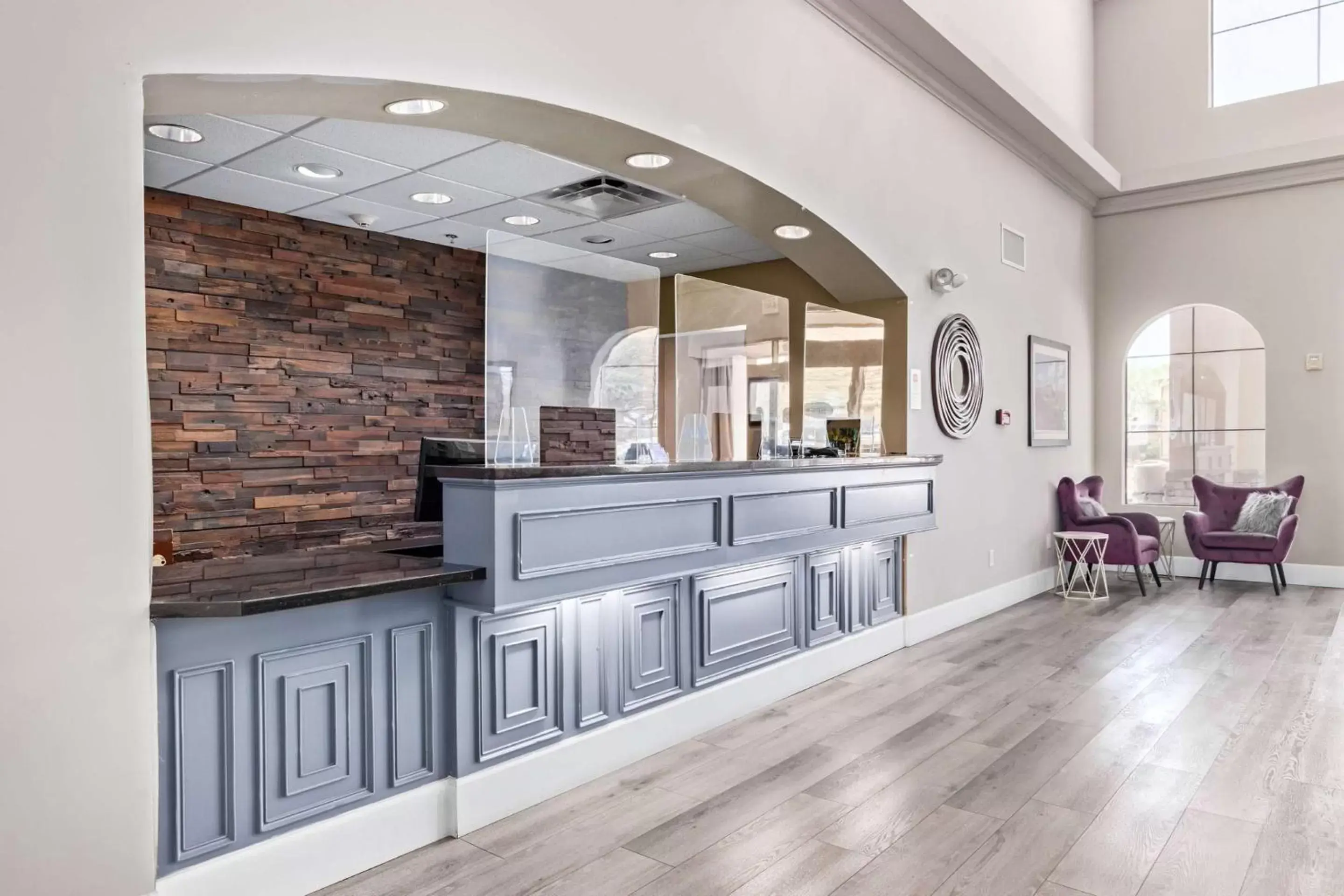 Lobby or reception in Fountain Park Hotel BW Signature Collection Lobby or reception in Fountain Park Hotel BW Signature Collection