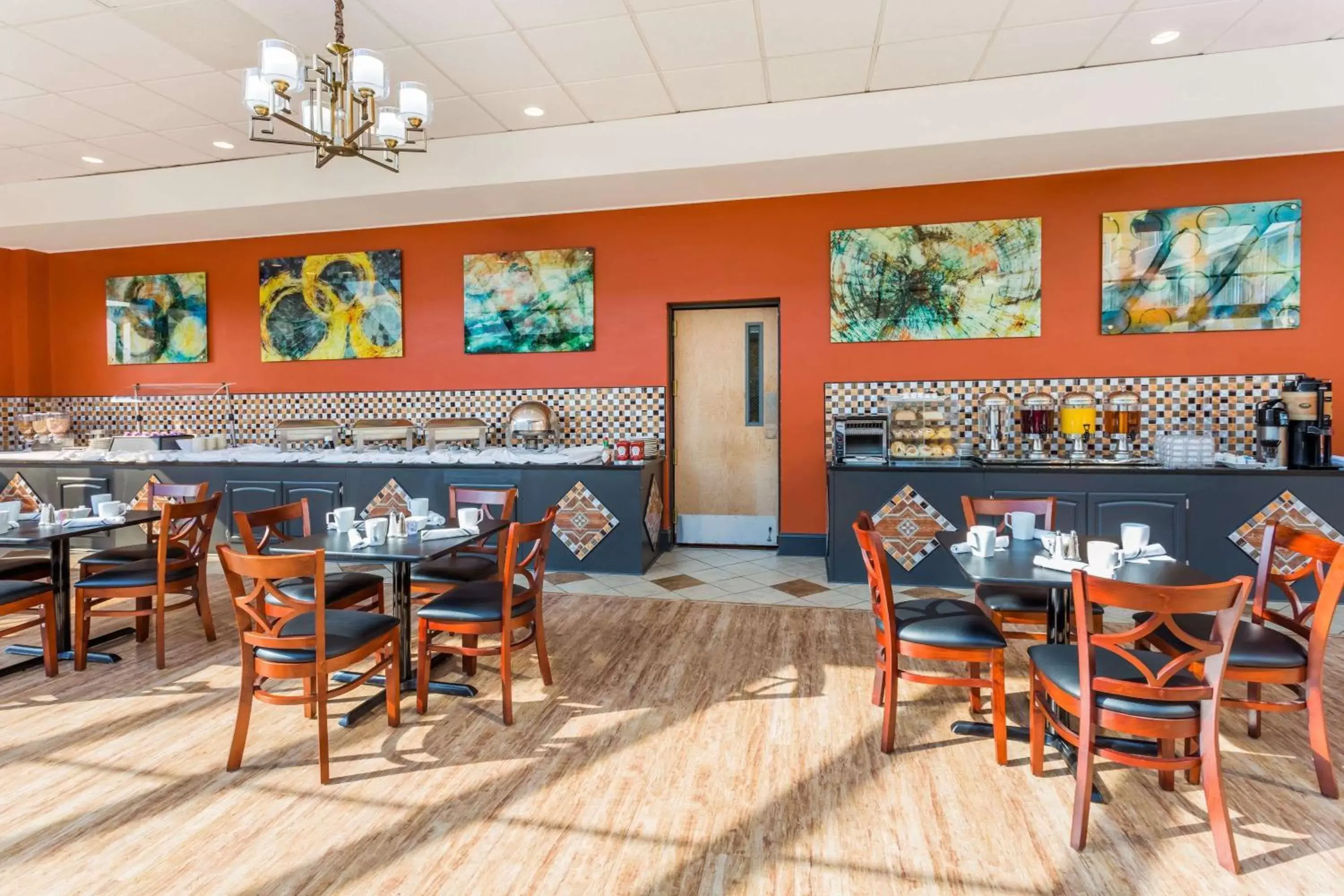 Restaurant/places to eat in Wyndham Garden Greensboro Restaurant/places to eat in Wyndham Garden Greensboro
