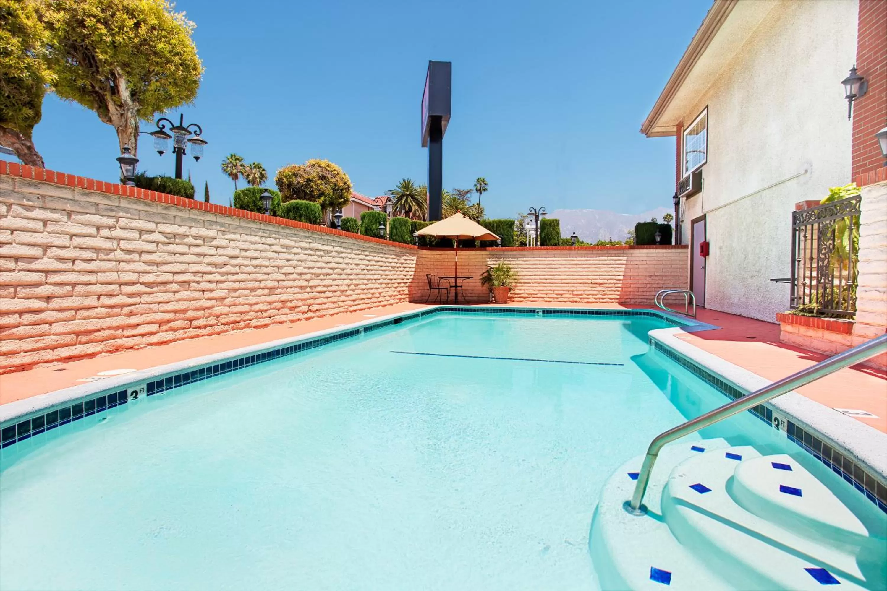 Swimming pool in Ramada by Wyndham Pasadena