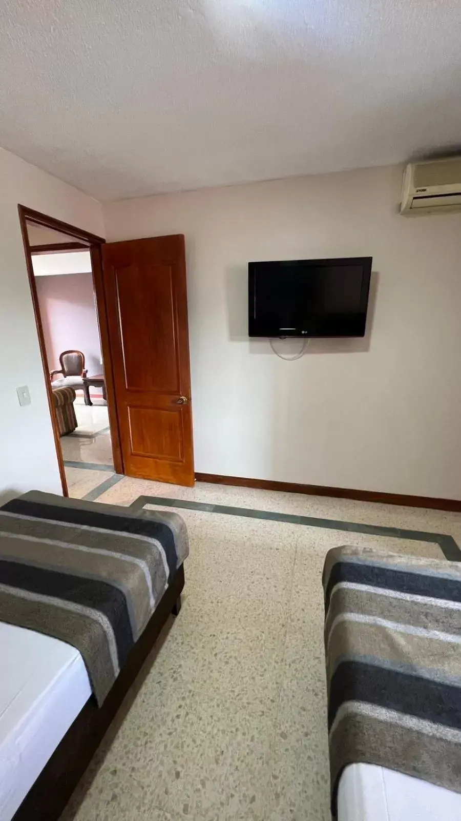 Property building, TV/Entertainment Center in Hotel San Pedro del Fuerte