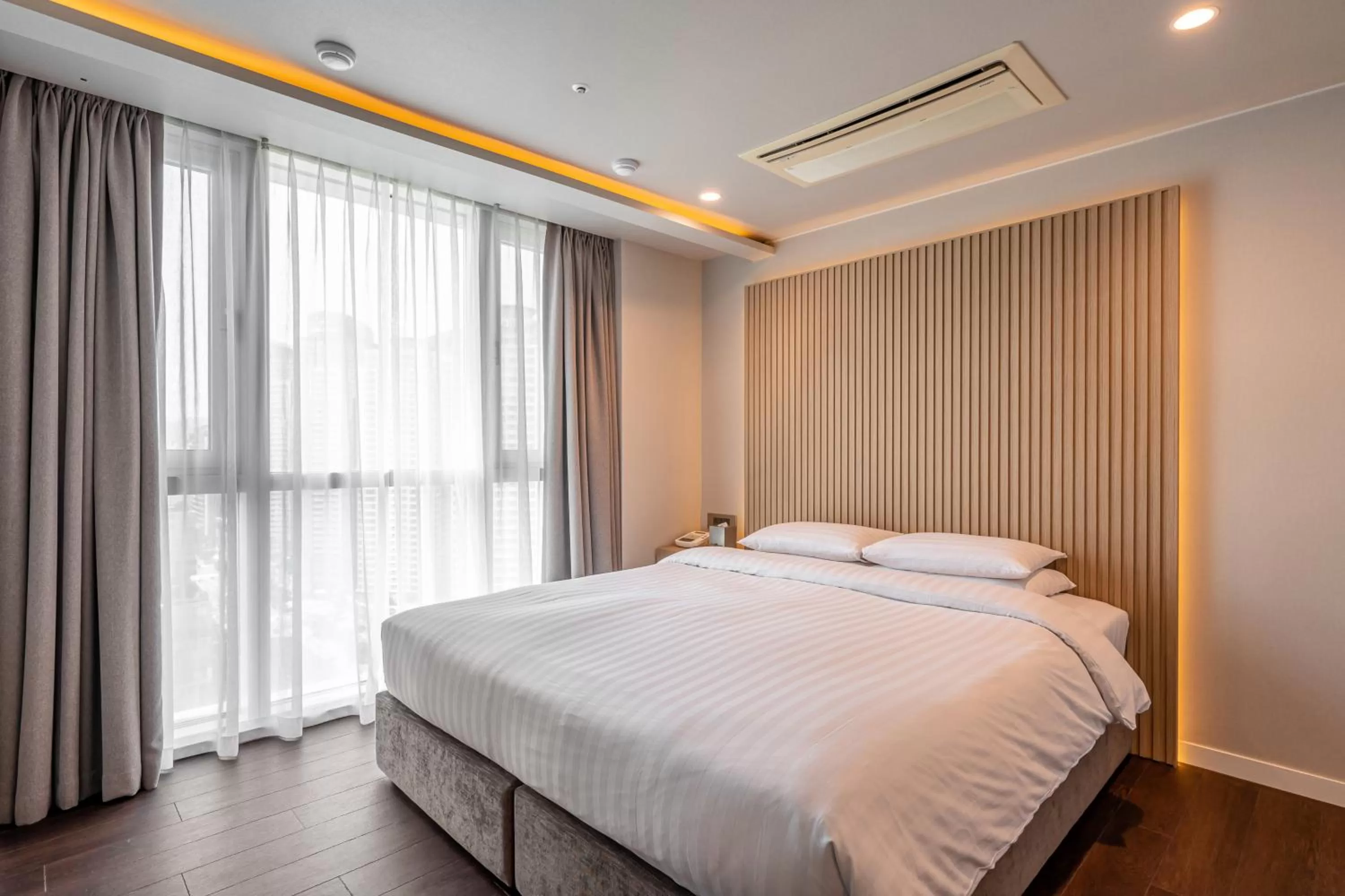 Bed in Haeundae Centum Hotel