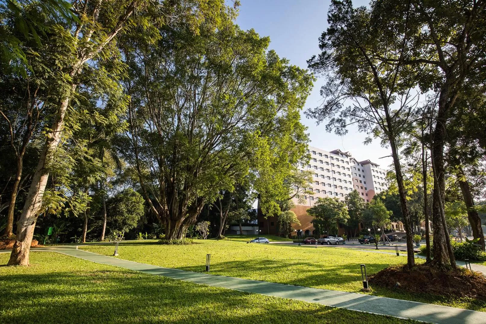 Garden in The Heritage Chiang Rai Hotel and Convention