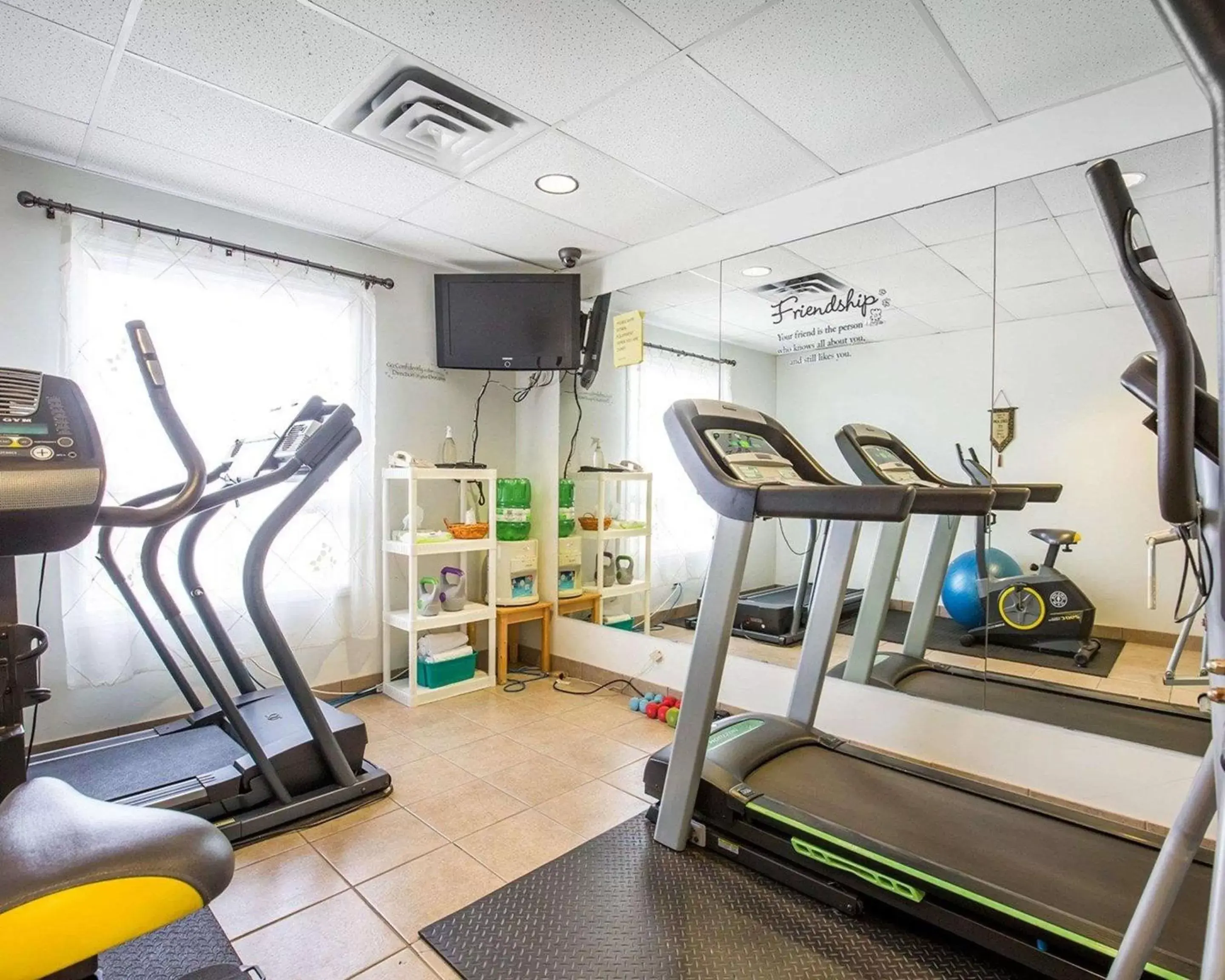 Fitness centre/facilities, Fitness Center/Facilities in Quality Inn & Suites Lethbridge