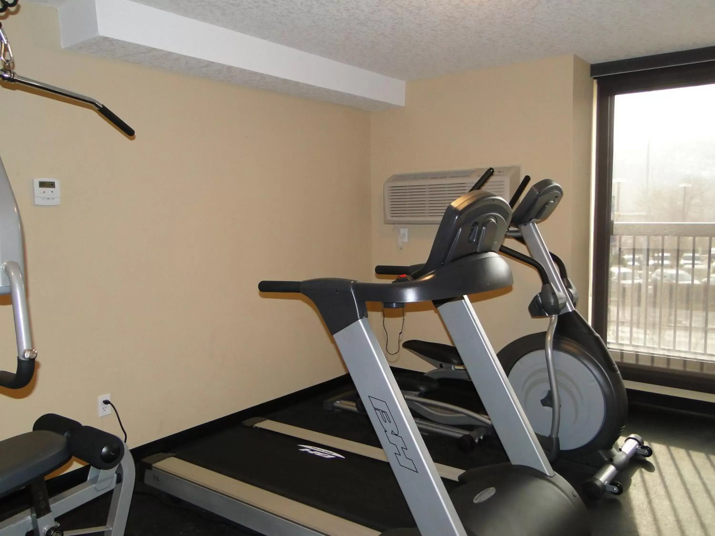 Fitness centre/facilities in Days Inn by Wyndham Calgary Northwest Fitness centre/facilities in Days Inn by Wyndham Calgary Northwest