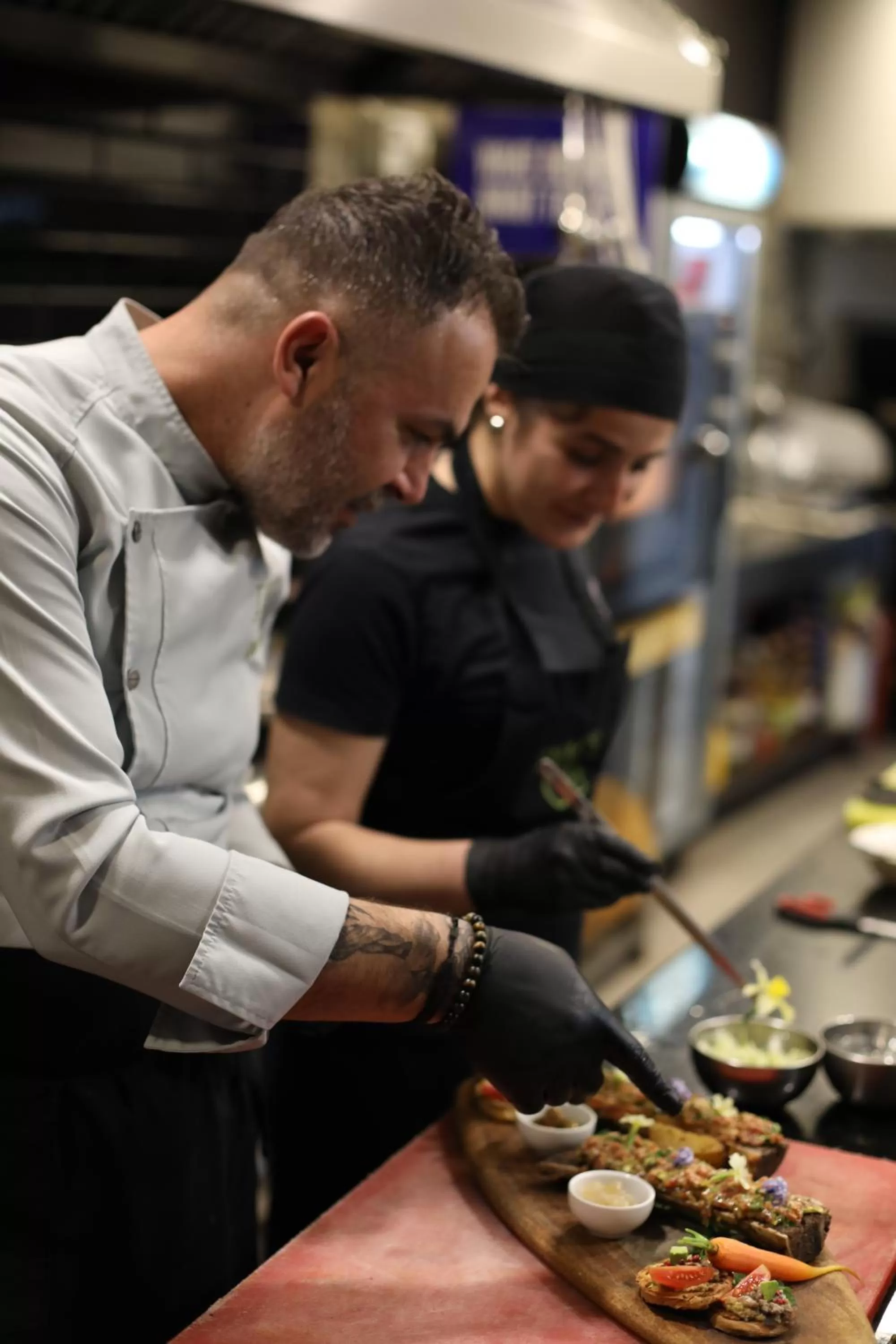 Food and drinks in Dim's Hotel & Restaurant