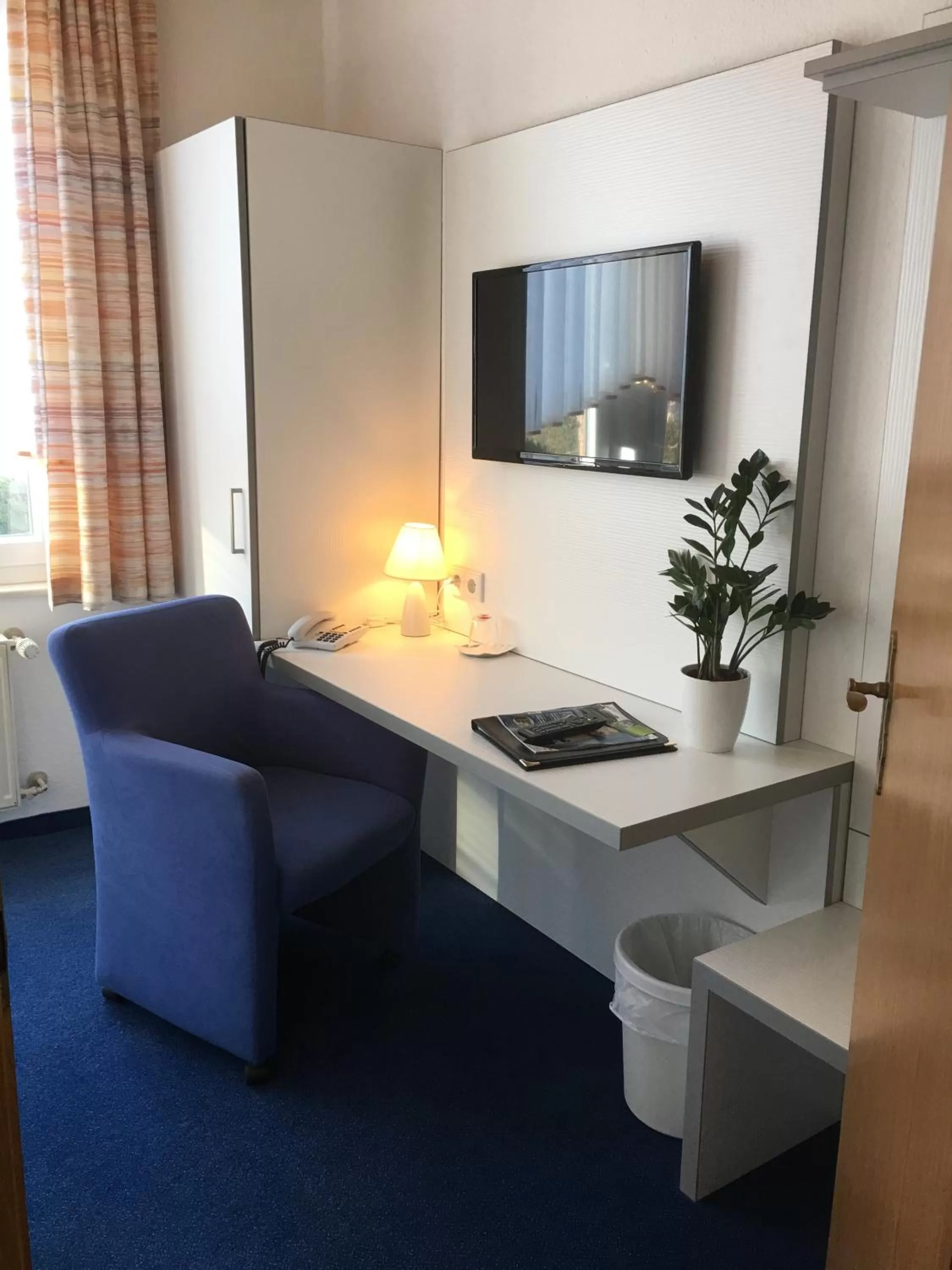 Photo of the whole room in Hotel & Restaurant Park Cafe ISA