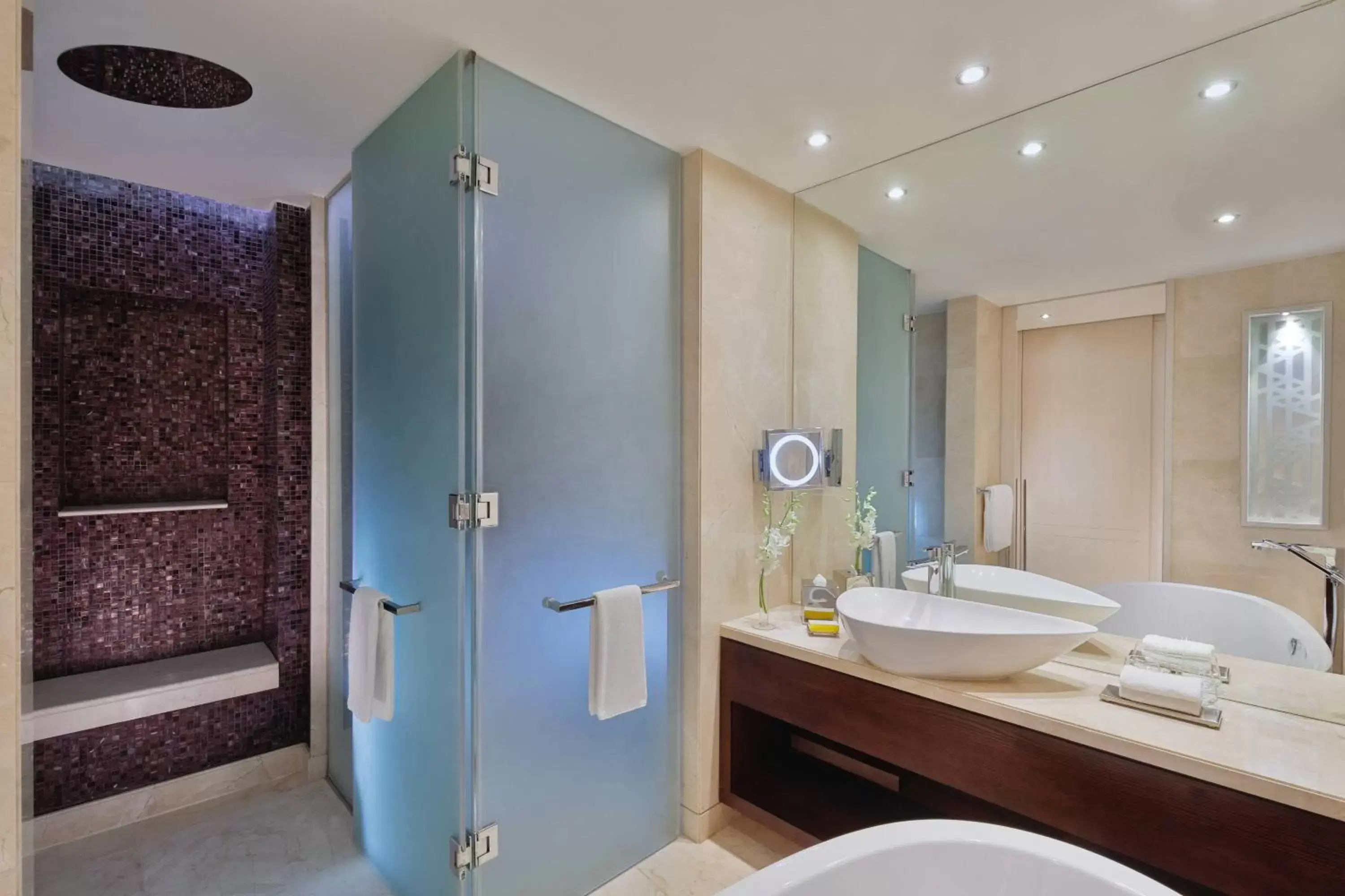 Bathroom in JW Marriott Hotel Riyadh