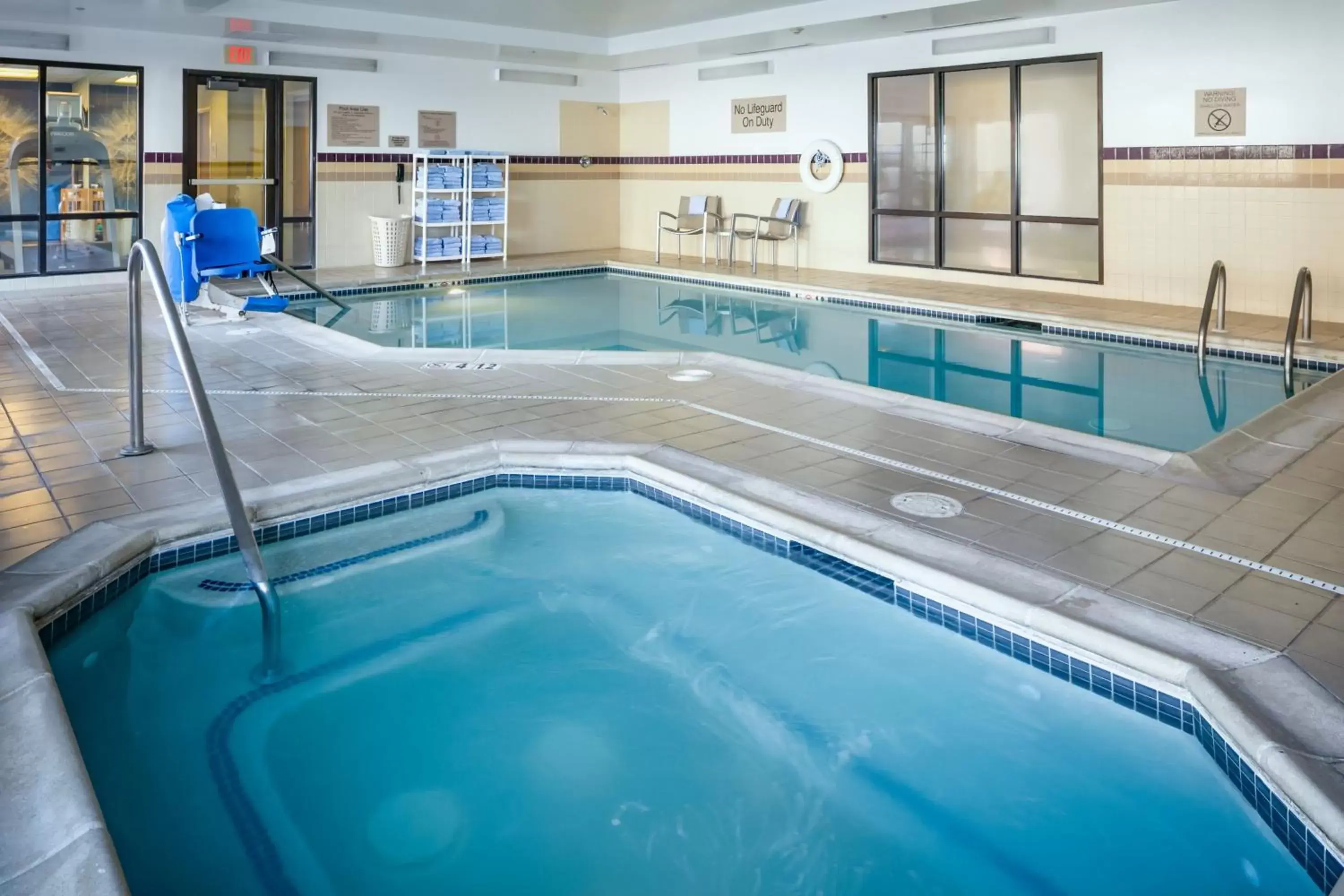 Swimming Pool in SpringHill Suites by Marriott Medford