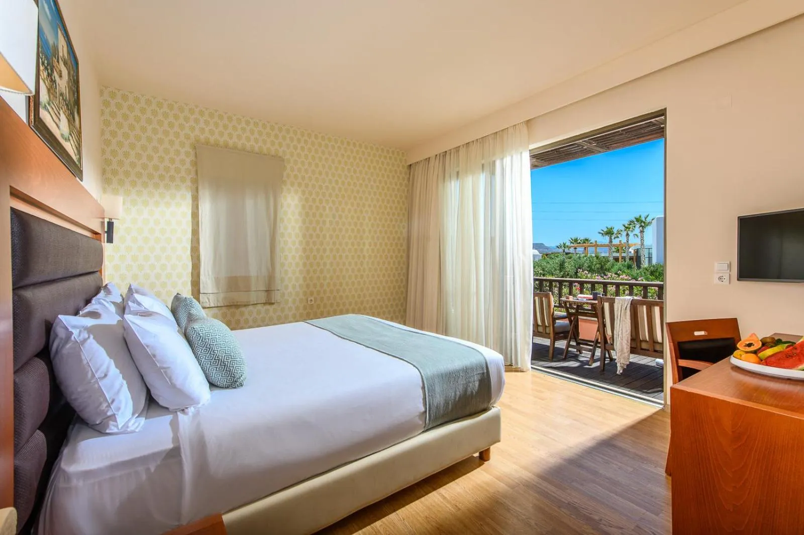 Bed in Stella Palace Aqua Park Resort