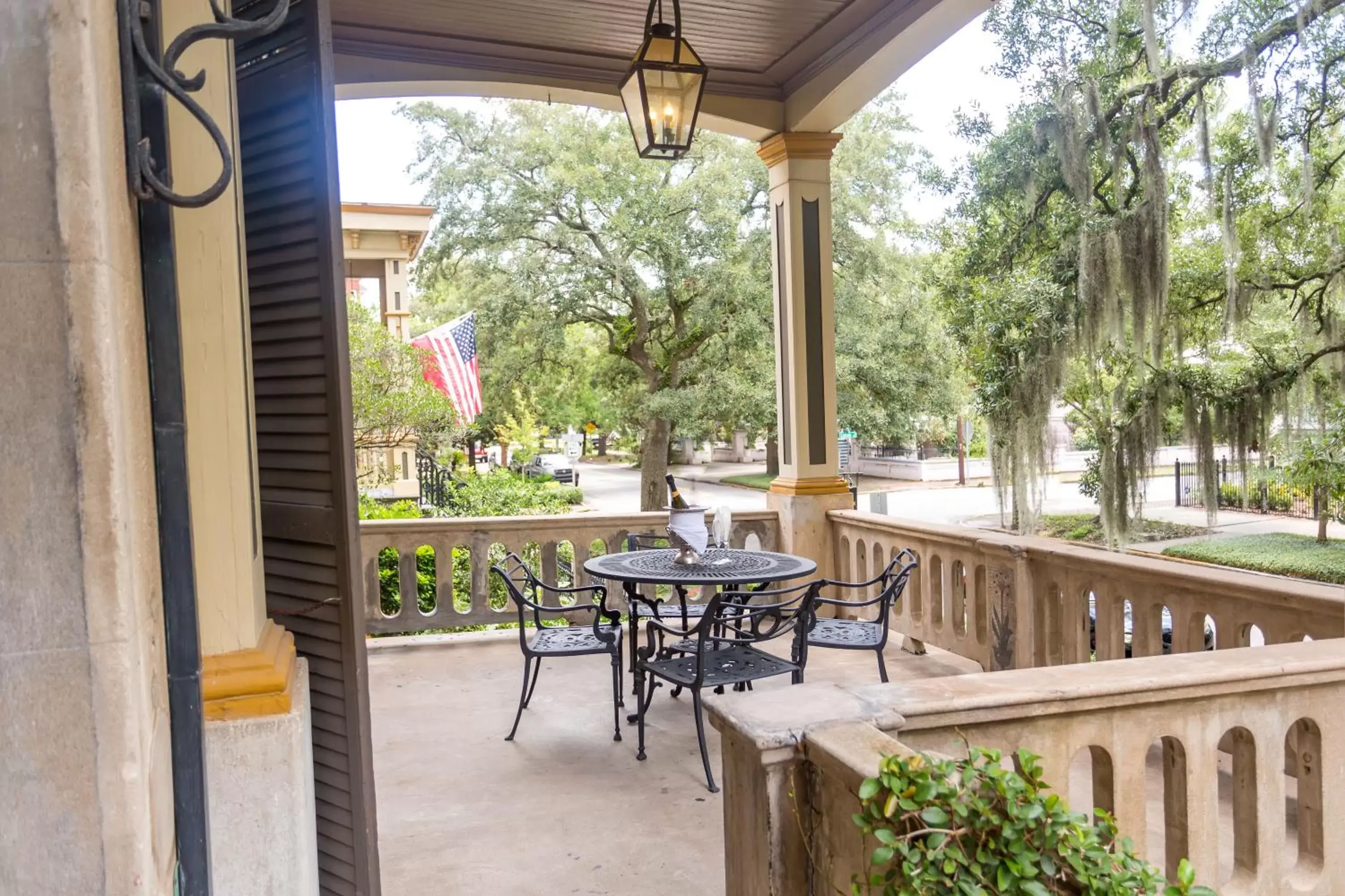 Patio in The Gastonian, Historic Inns of Savannah Collection