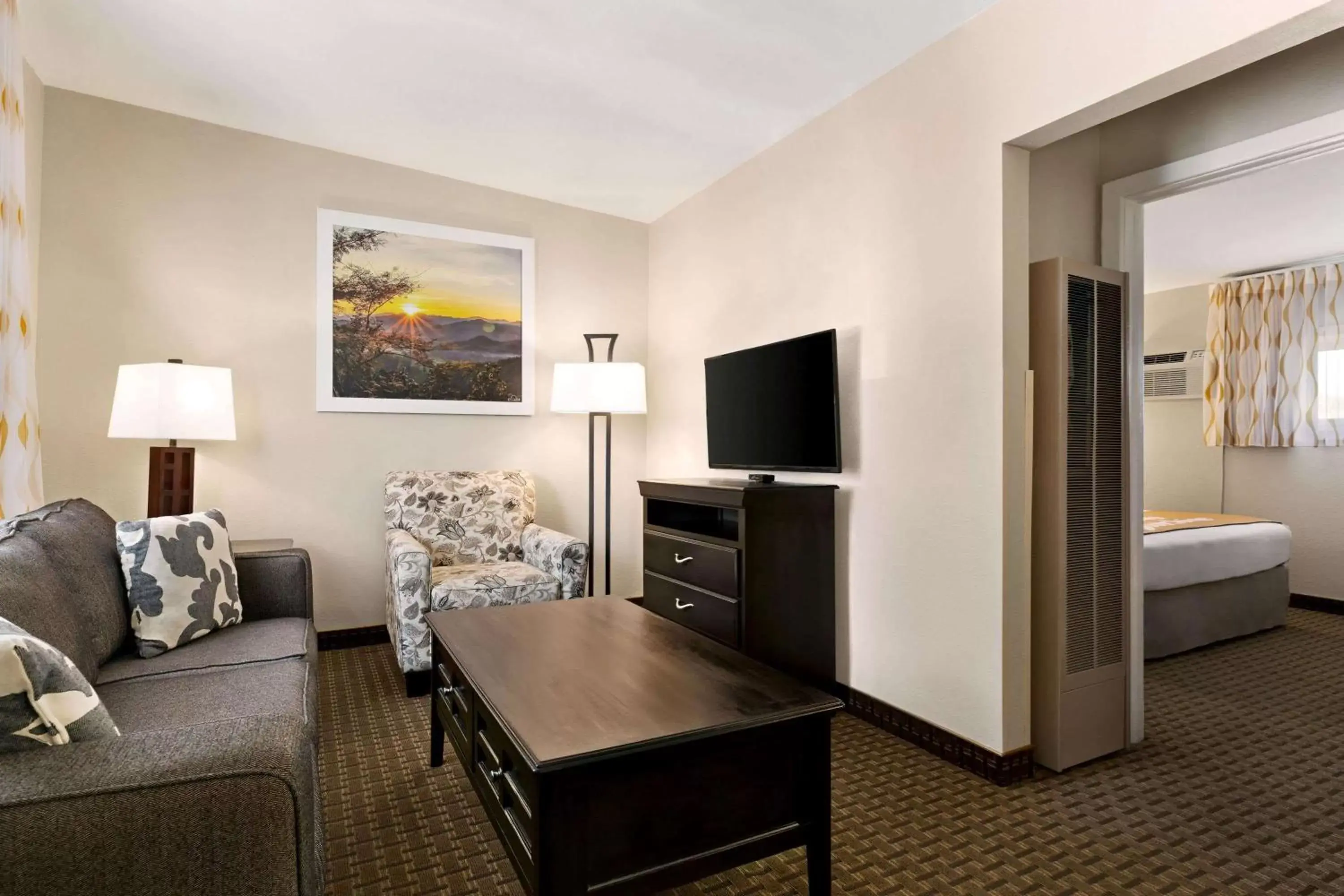 Photo of the whole room, Seating Area in Days Inn by Wyndham Cortez