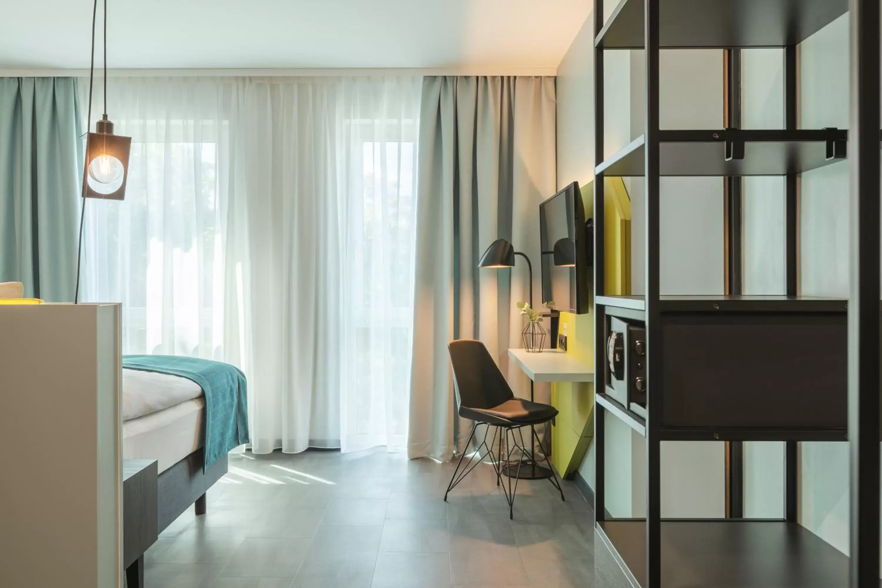 Bed in Holiday Inn - the niu, Seven Dusseldorf Ost by IHG Bed in Holiday Inn - the niu, Seven Dusseldorf Ost by IHG