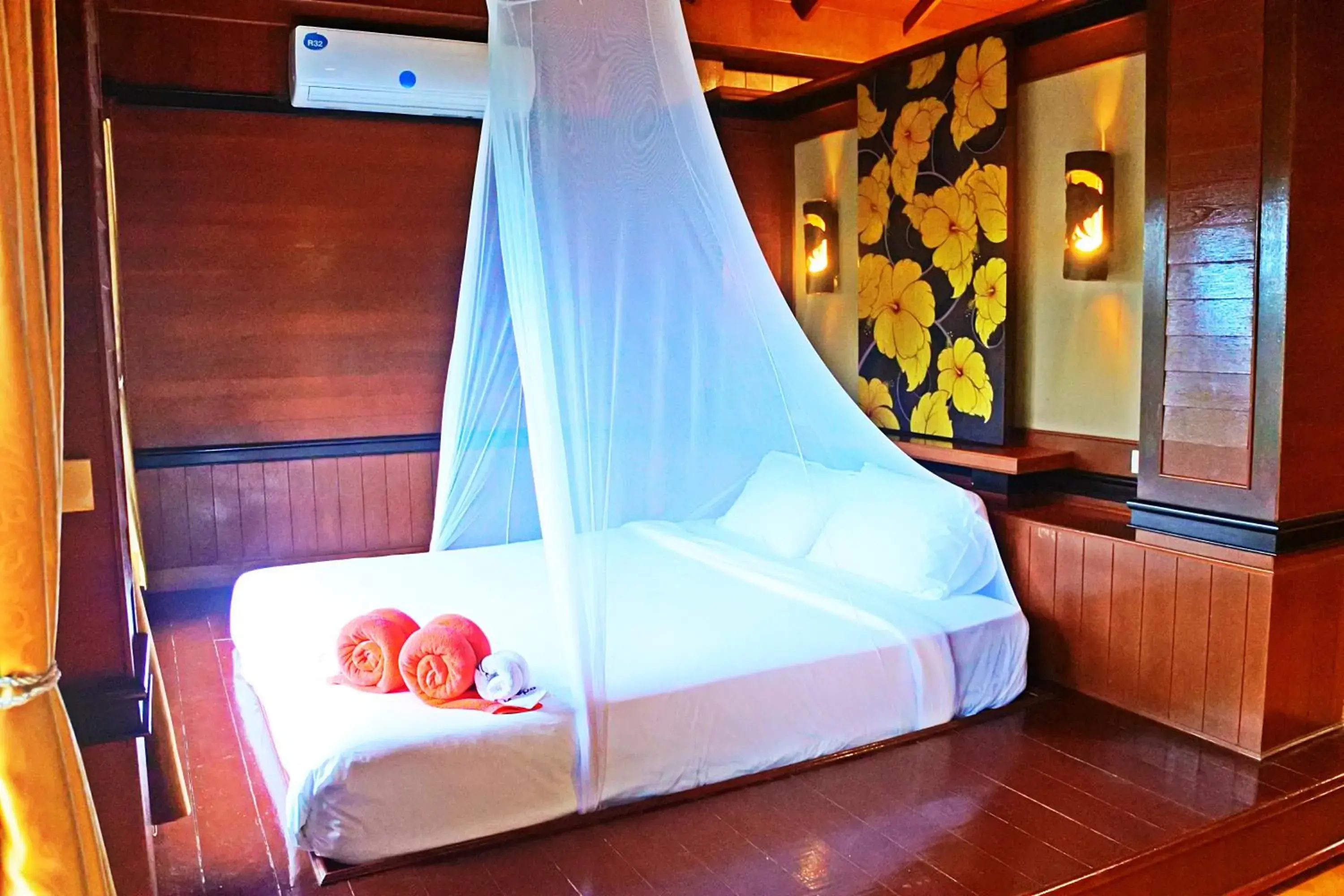 Bed in Baan Laanta Resort & Spa - SHA PLUS