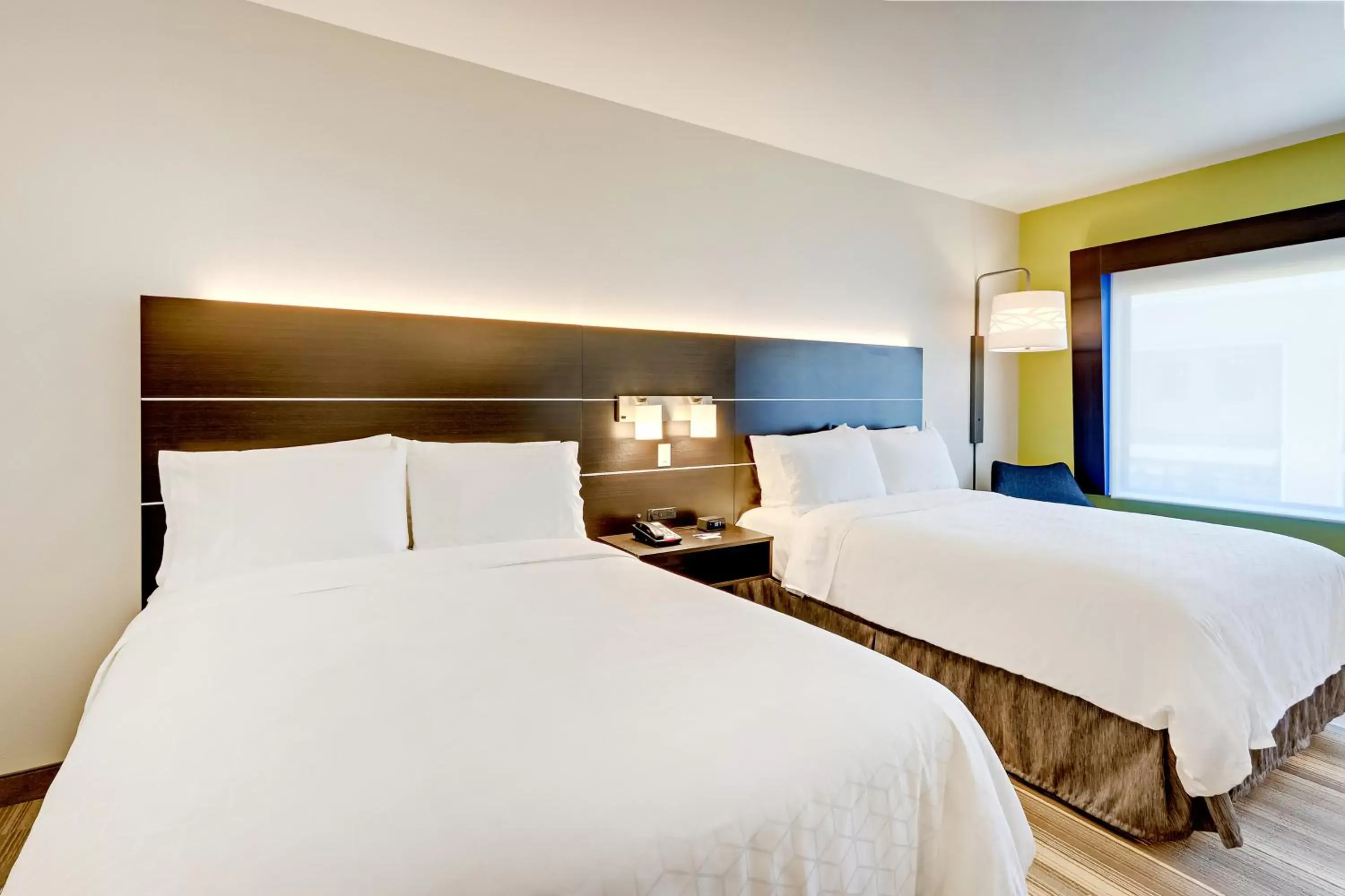 Bedroom, Bed in Holiday Inn Express & Suites - Winston - Salem SW - Clemmons, an IHG Hotel