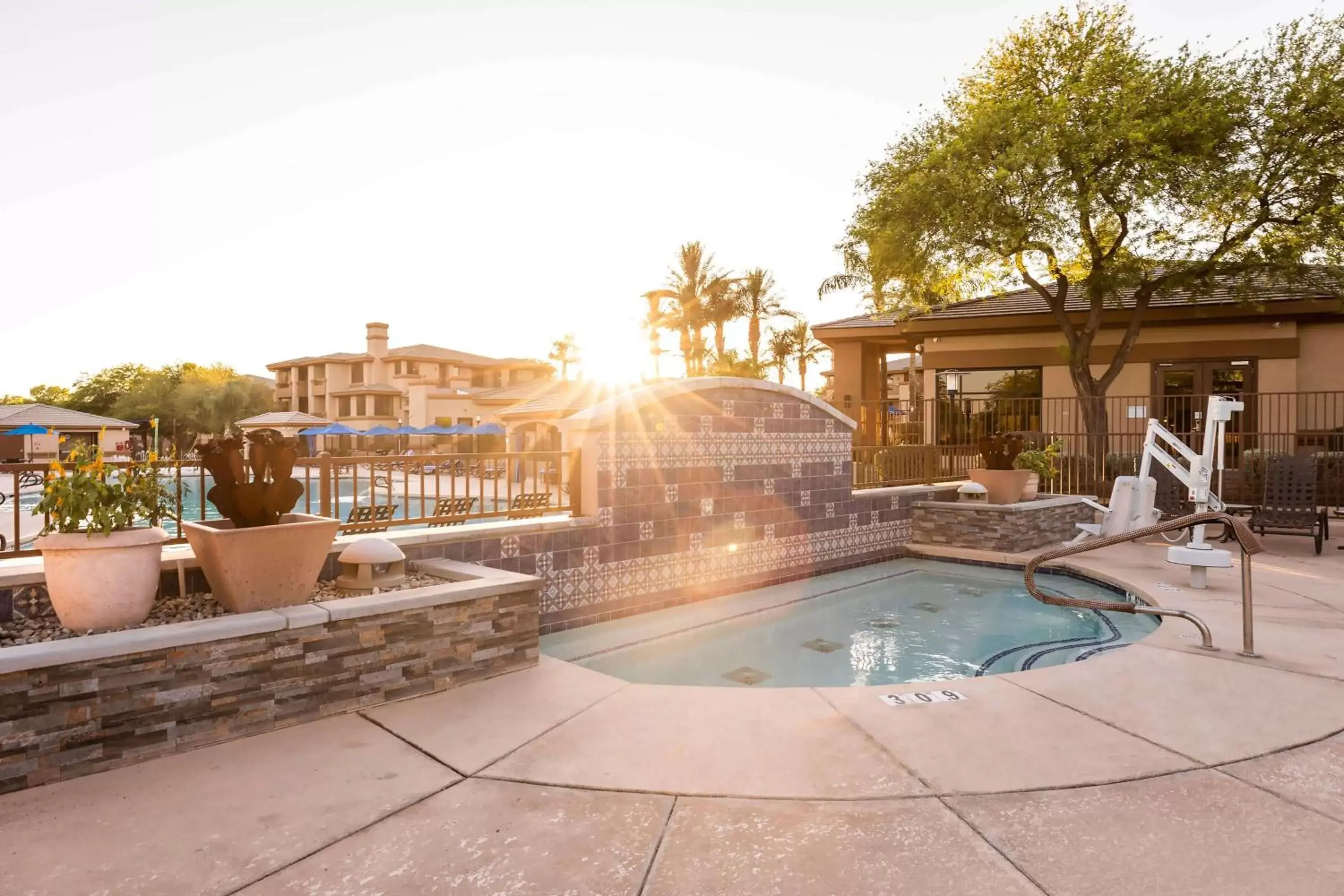 Sports, Swimming Pool in Hilton Vacation Club Scottsdale Links Resort