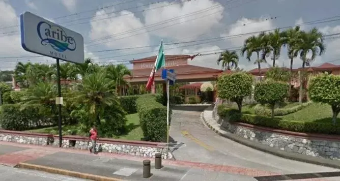 Facade/entrance in Motel Caribe