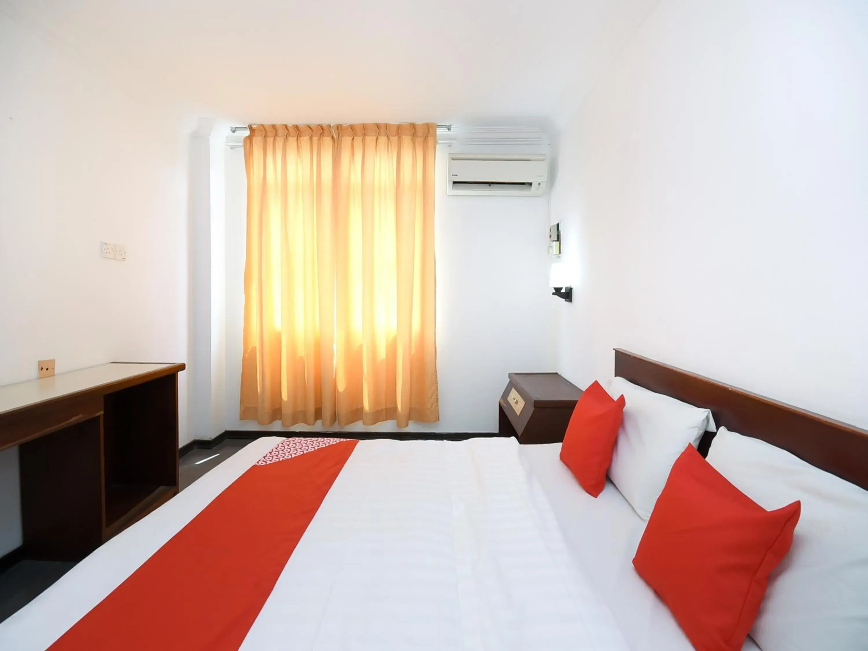 Bedroom, Bed in Super OYO 1018 Telang Usan Hotel Miri
