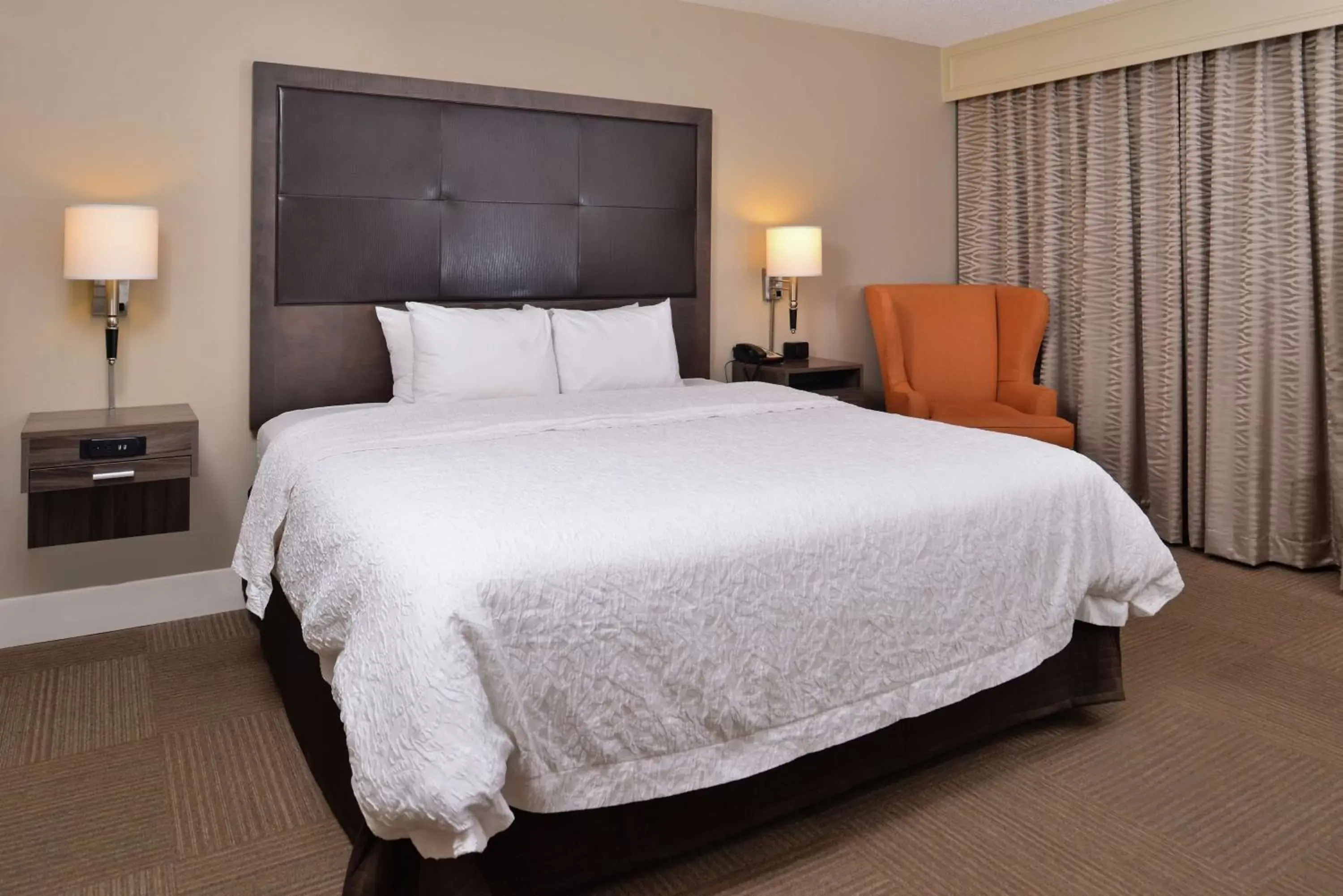 Bed in Hampton Inn South Hill Bed in Hampton Inn South Hill