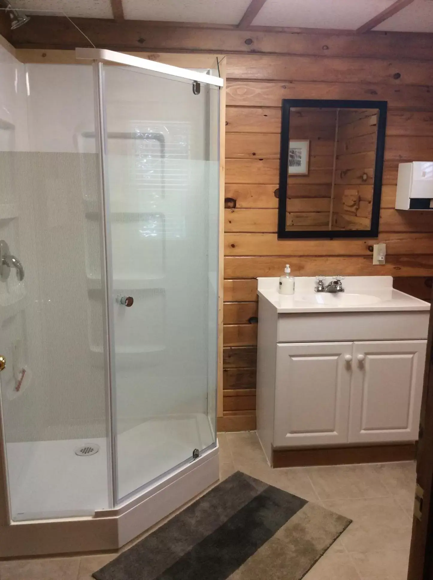 Bathroom in Madawaska Lodge