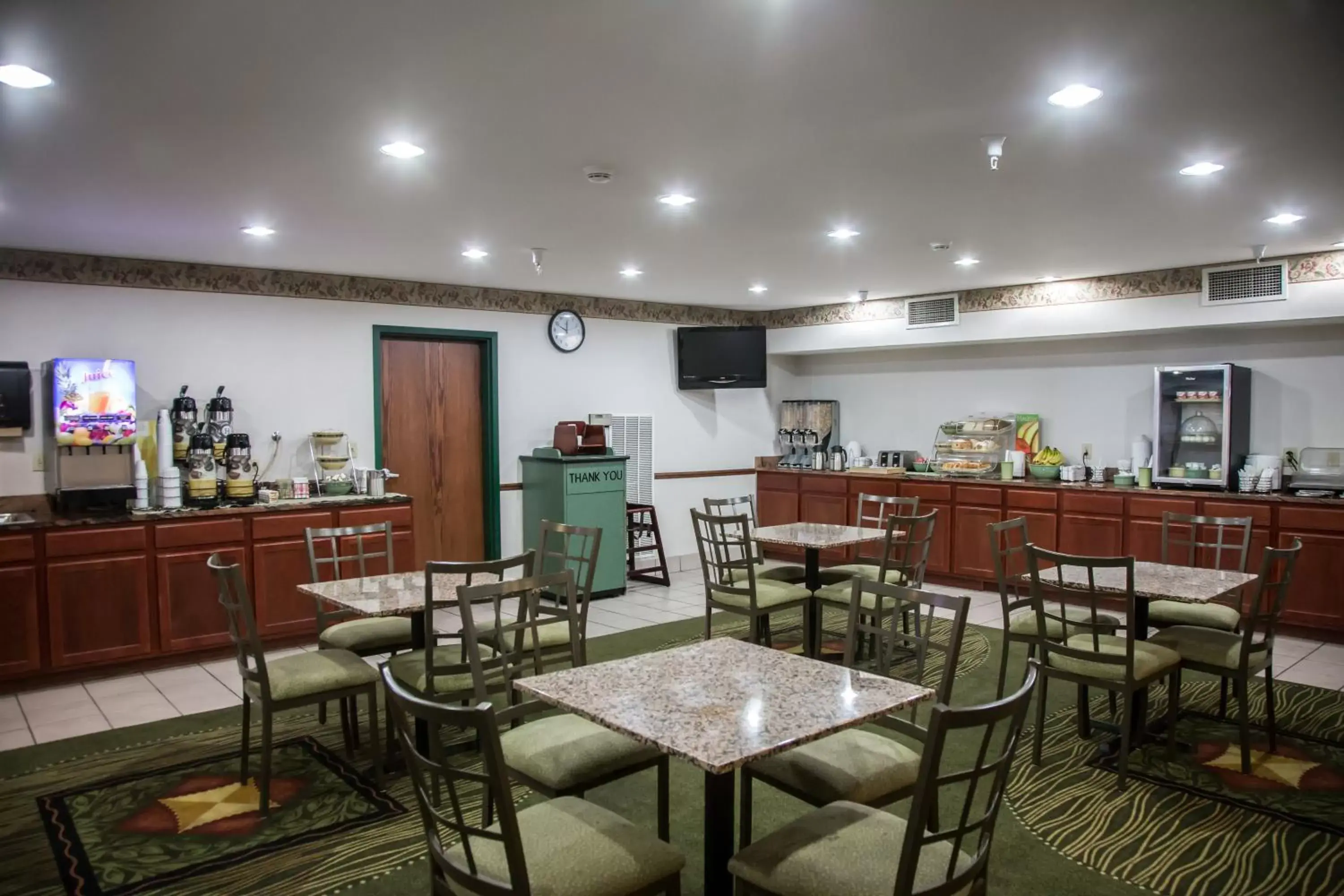 Restaurant/Places to Eat in Quality Inn & Suites Loves Park near Rockford