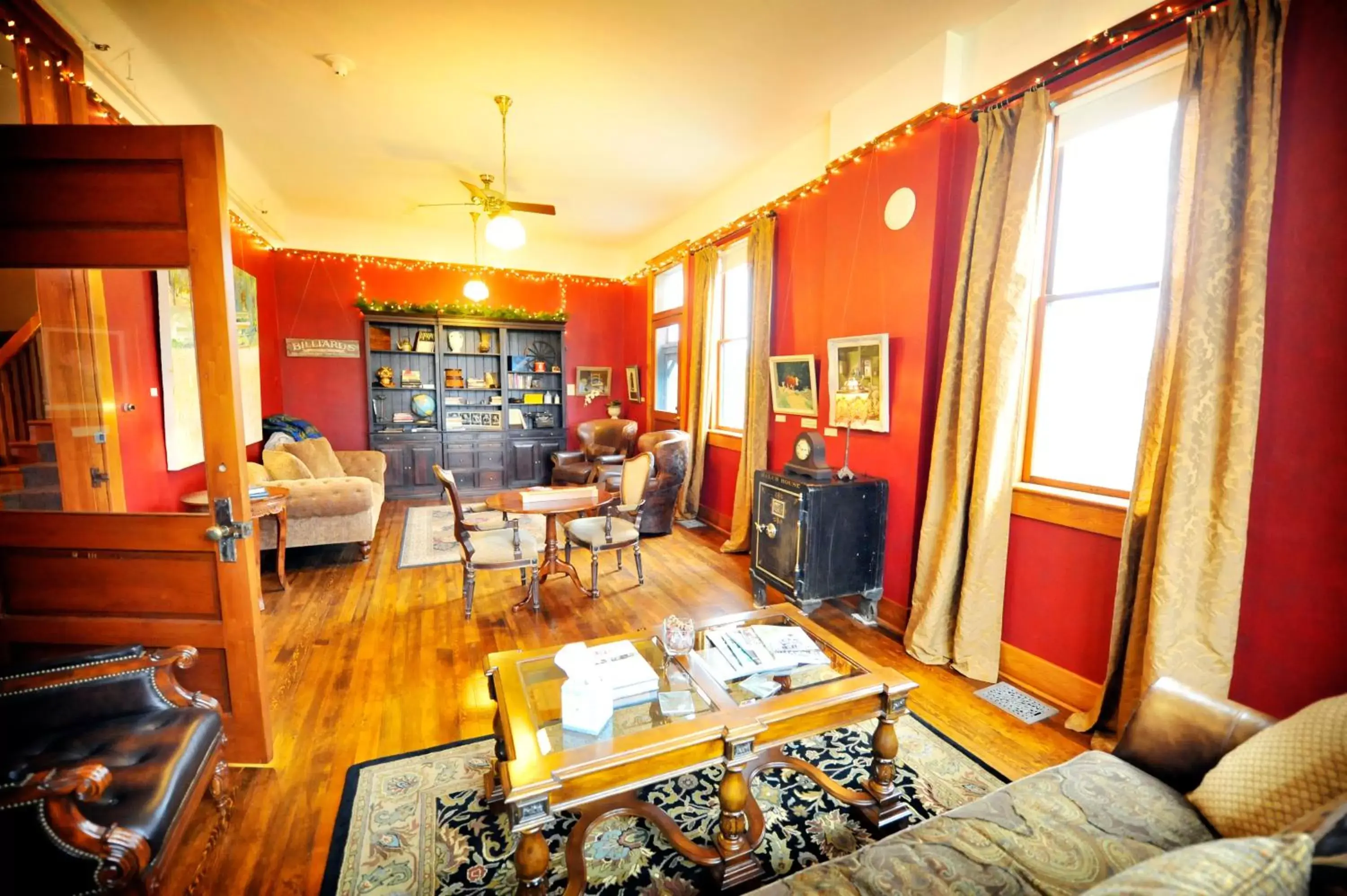 Library, Seating Area in Balch Hotel