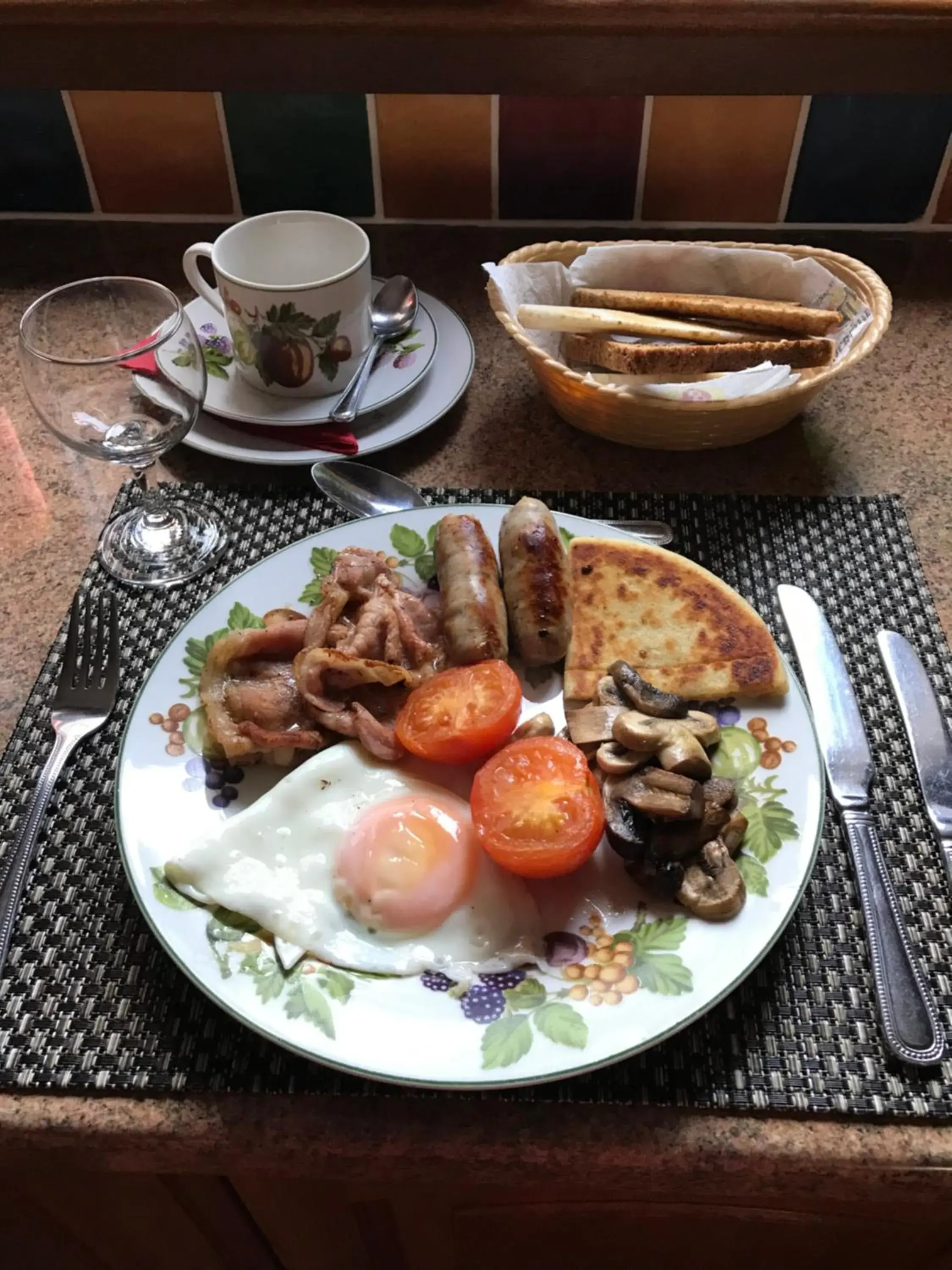 Breakfast in Inchrye Bed & Breakfast