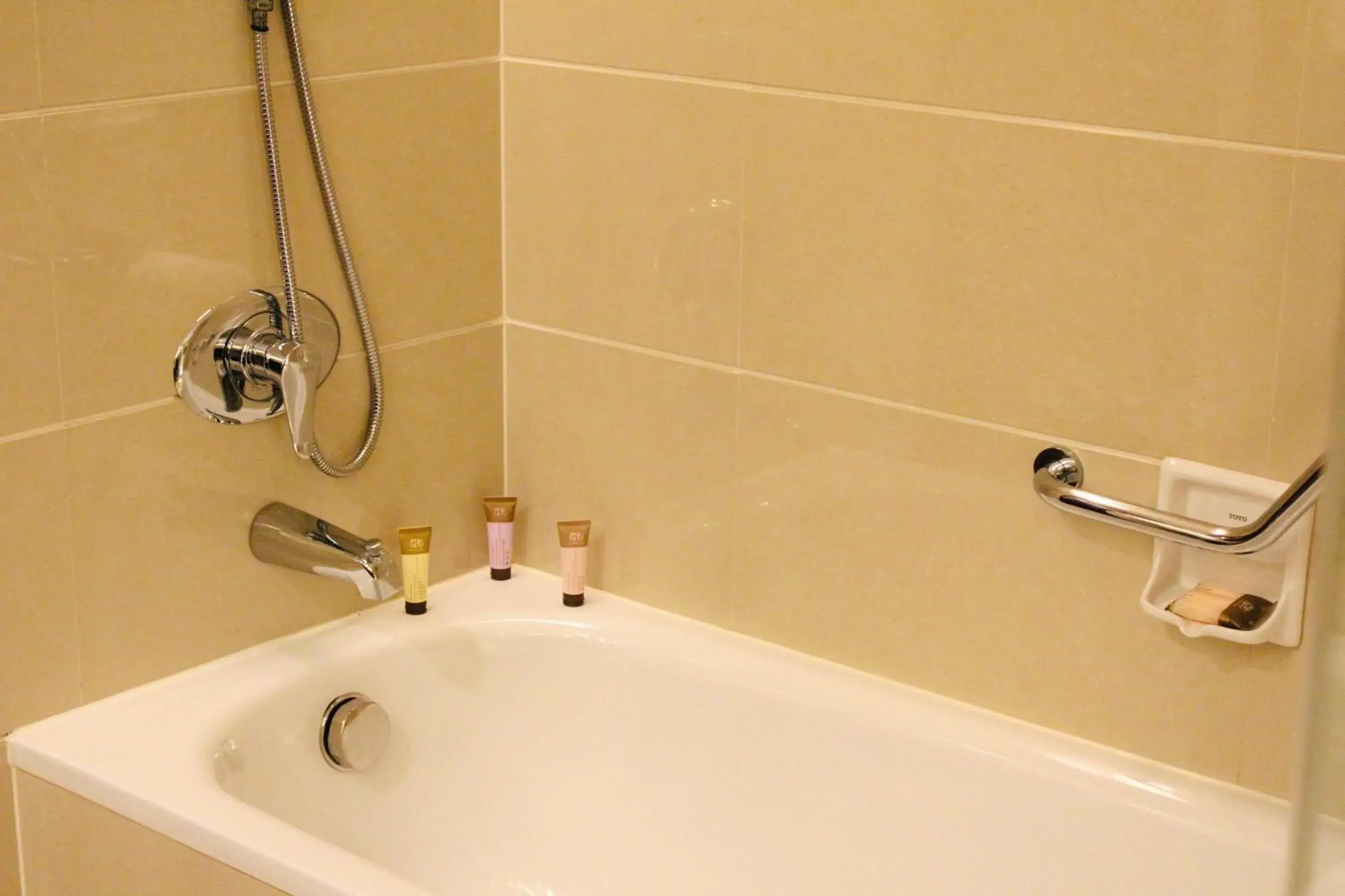 Bath, Bathroom in Tianjin Saixiang Hotel