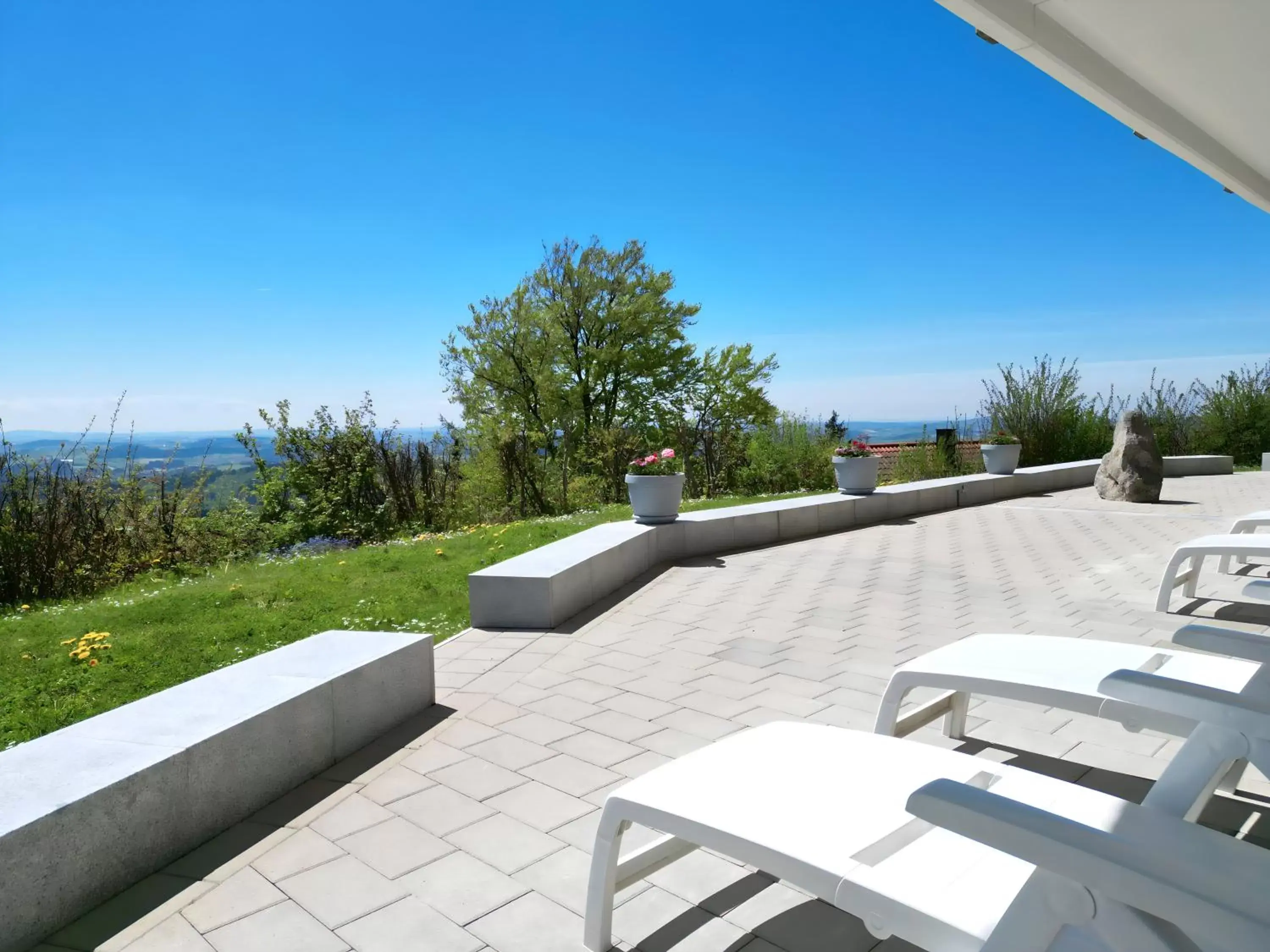 Swimming pool, Balcony/Terrace in Ferienpark Geyersberg