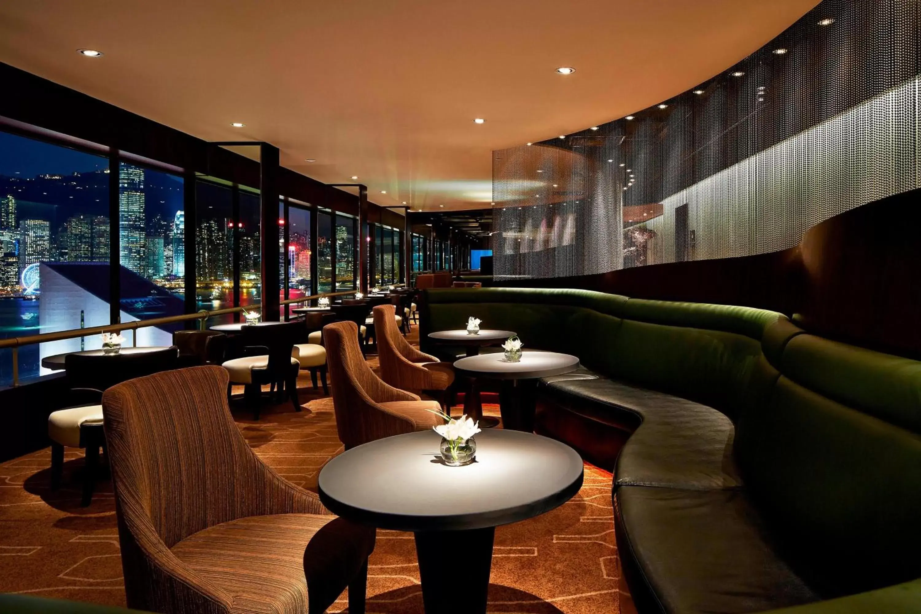 Lounge or bar, Lounge/Bar in Sheraton Hong Kong Hotel & Towers