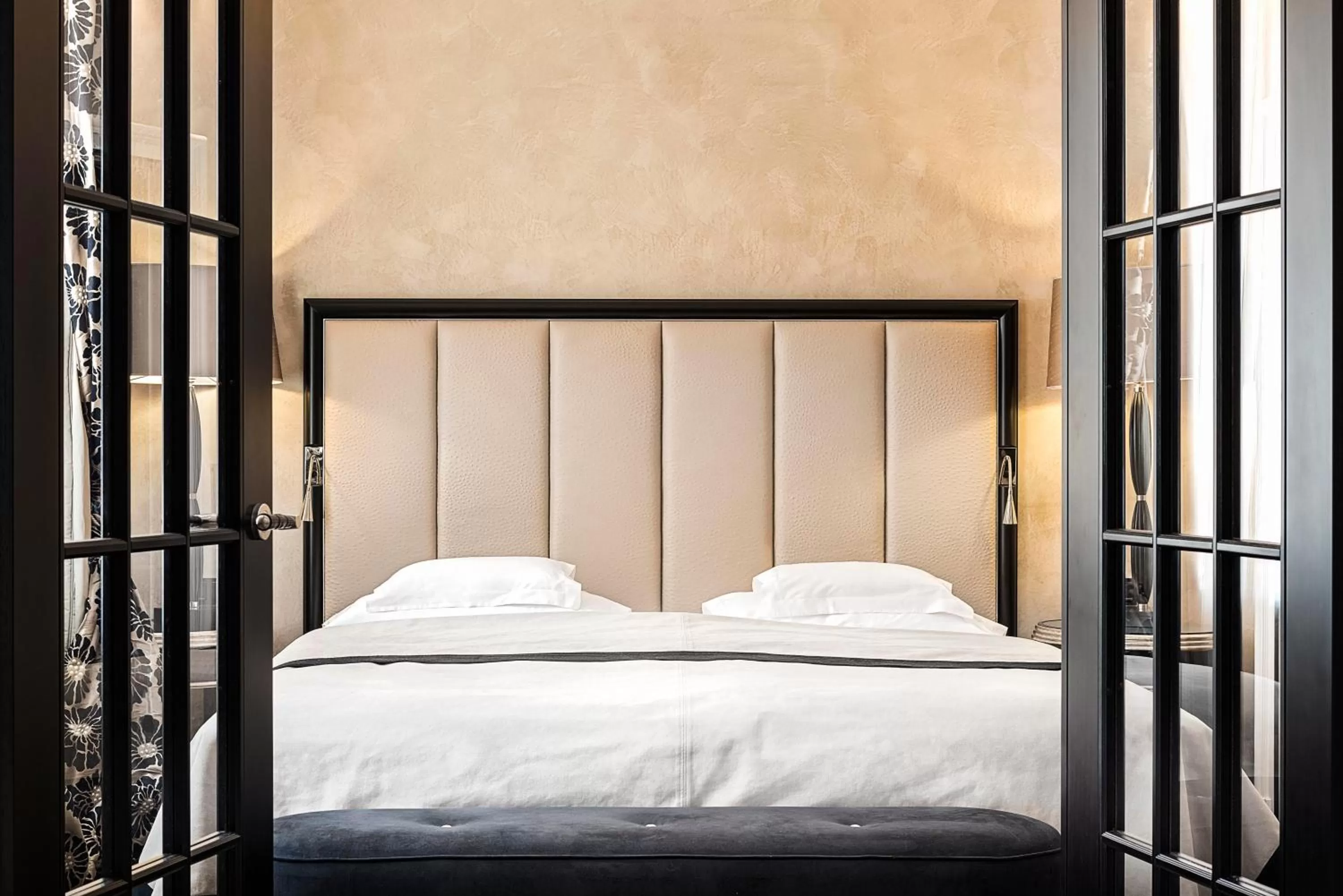 Bed in Hotel Bayerischer Hof