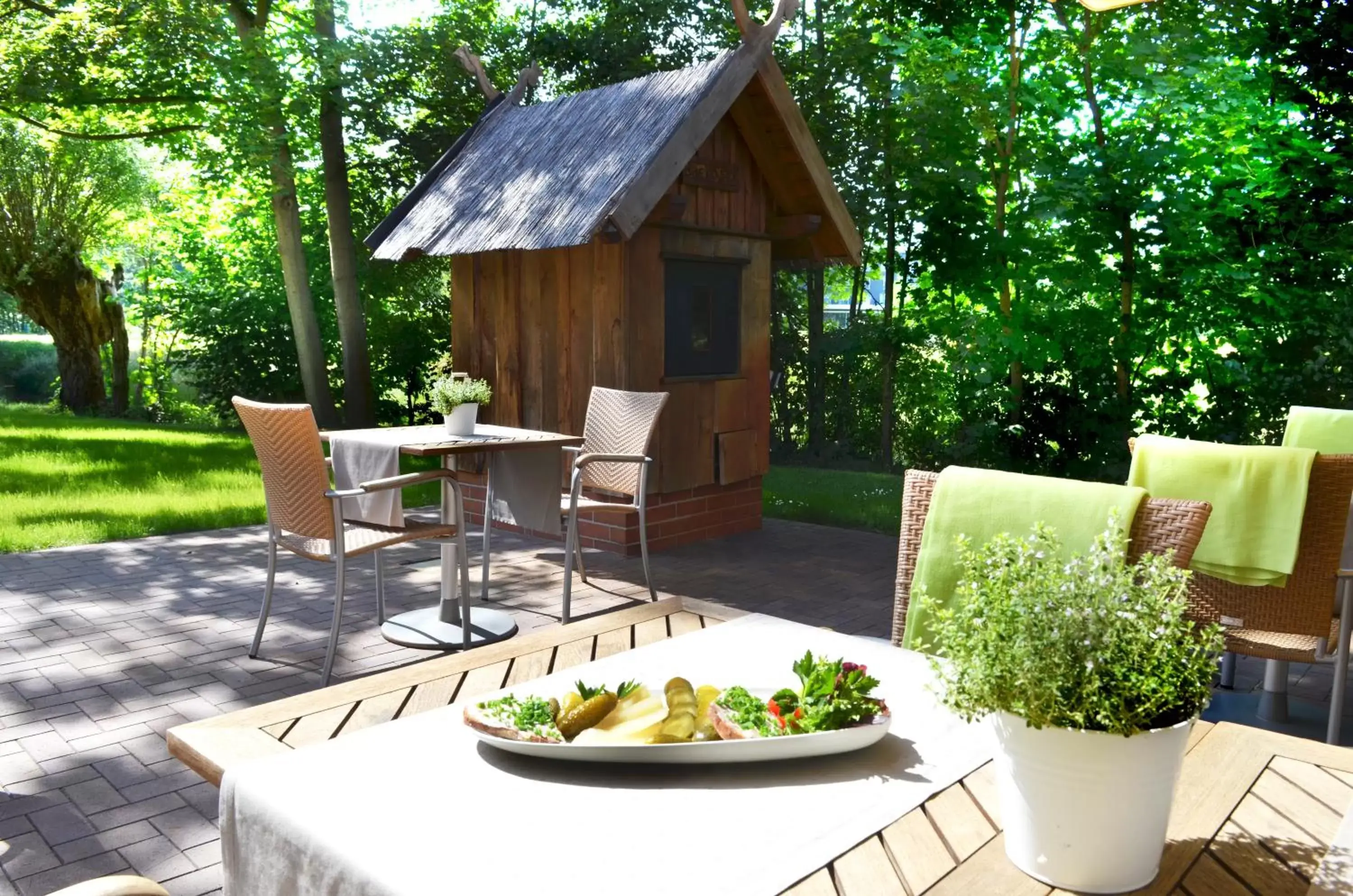 Day, Patio/Outdoor Area in Kur und Wellnesshaus Spreebalance, The Originals Relais (Relais du Silence)