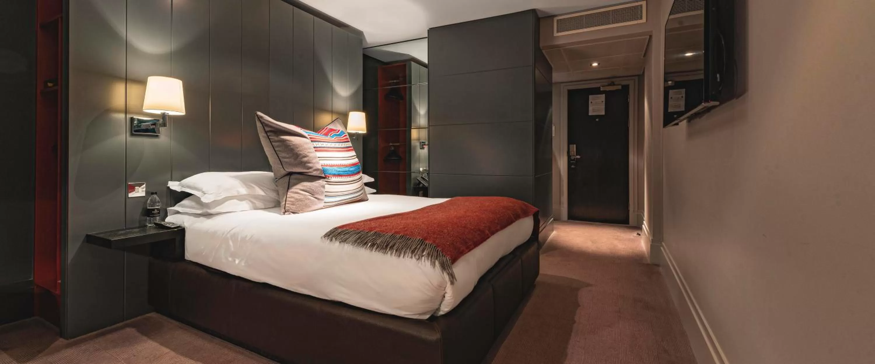 Bed in Dakota Eurocentral