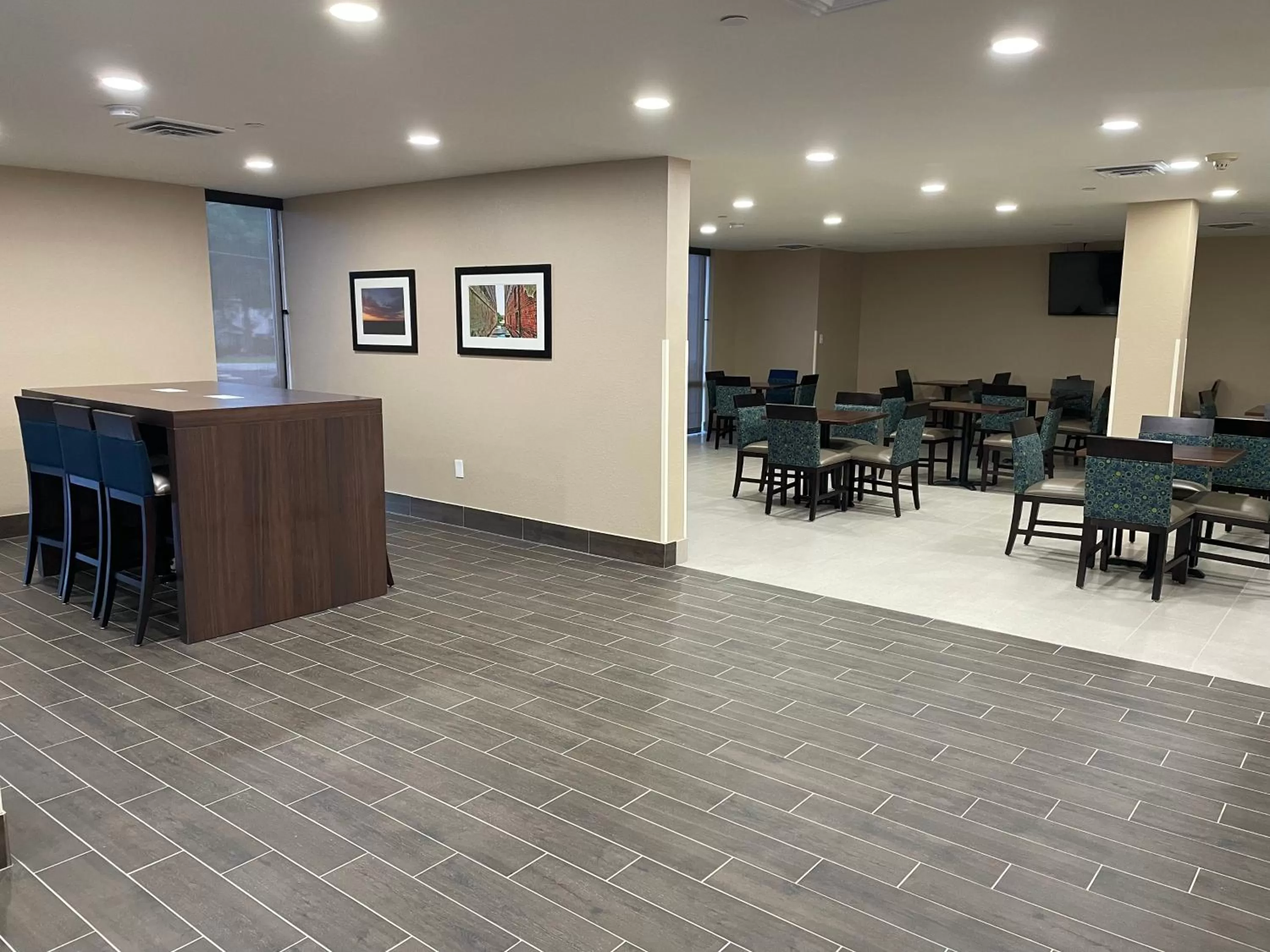Lobby or reception in Quality Inn & Suites Spring Lake - Fayetteville near Fort Bragg