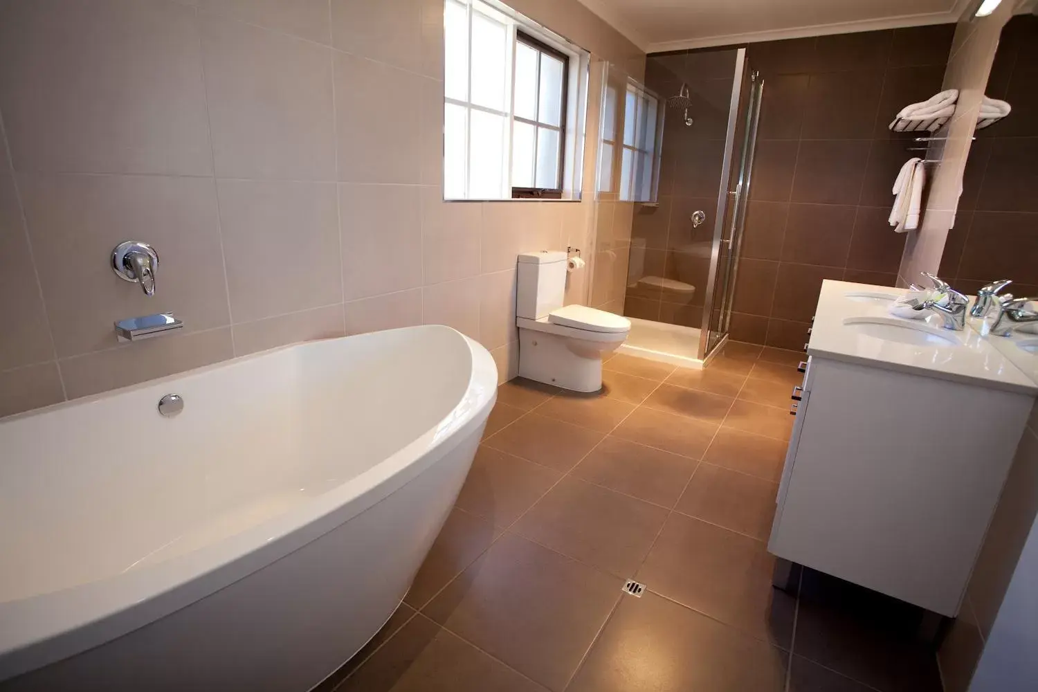 Bathroom in Mercure Port of Echuca