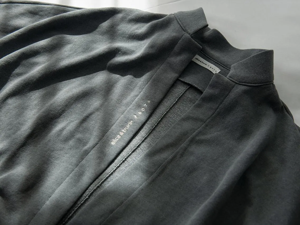 Shower in Hotel Alice and Trunk